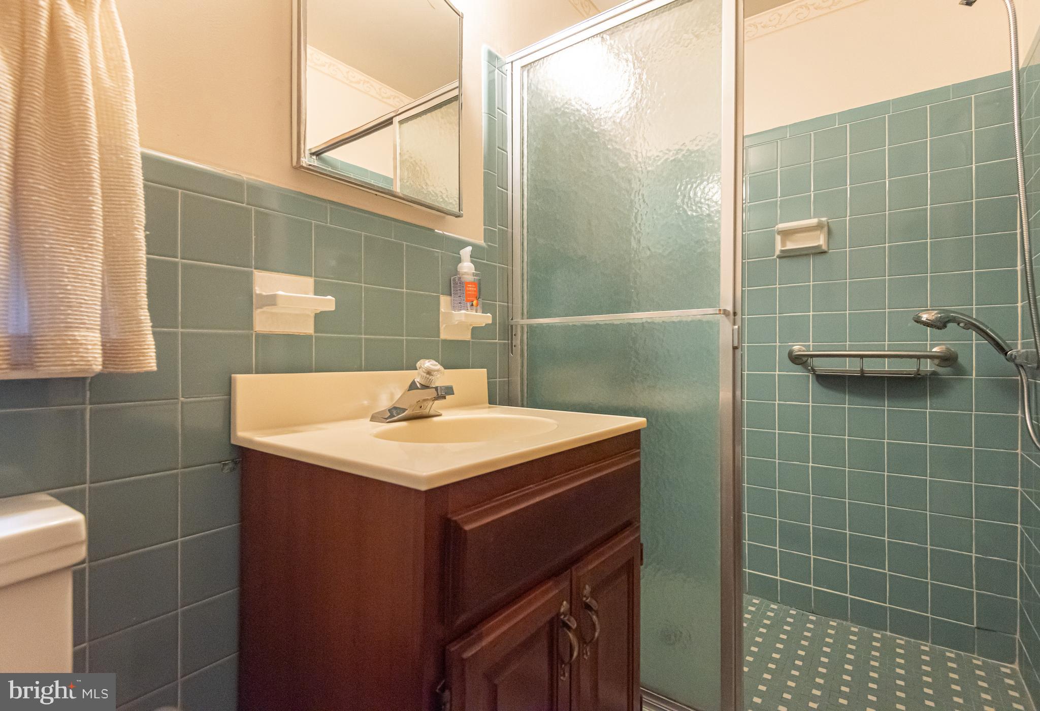 GLENHARDIE - Residential