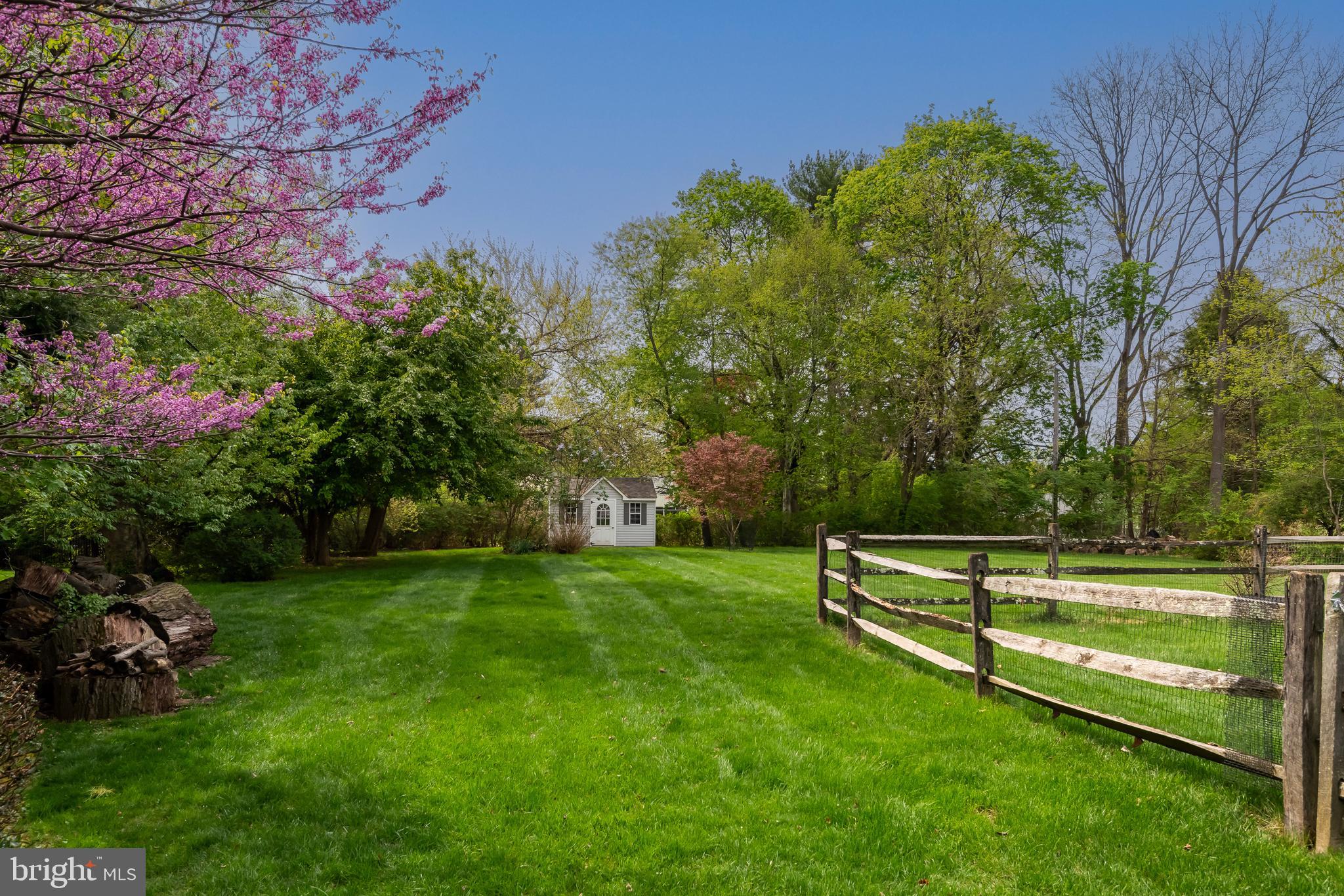 GLENHARDIE - Residential