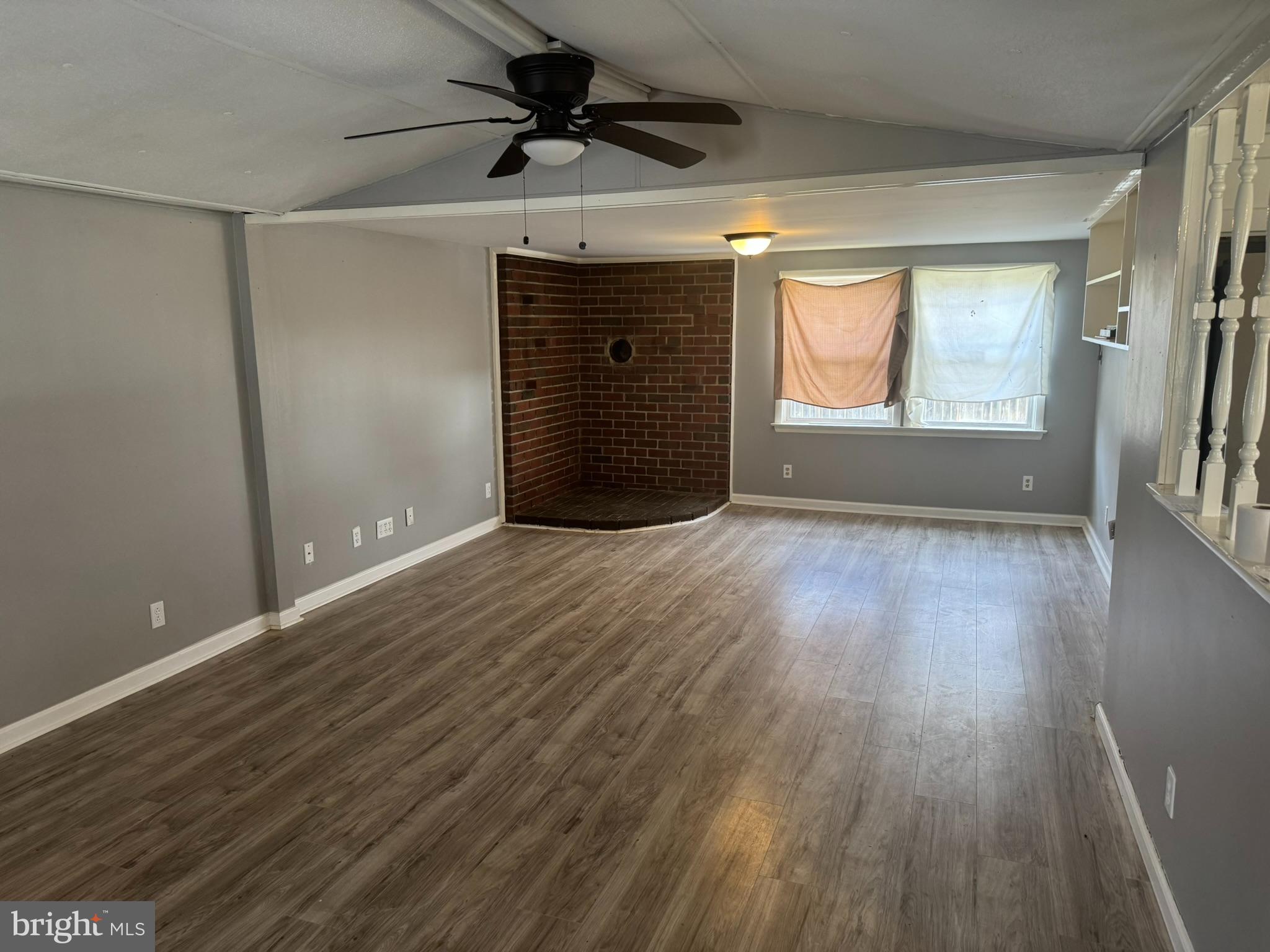 OPEQUON VIEW - Residential