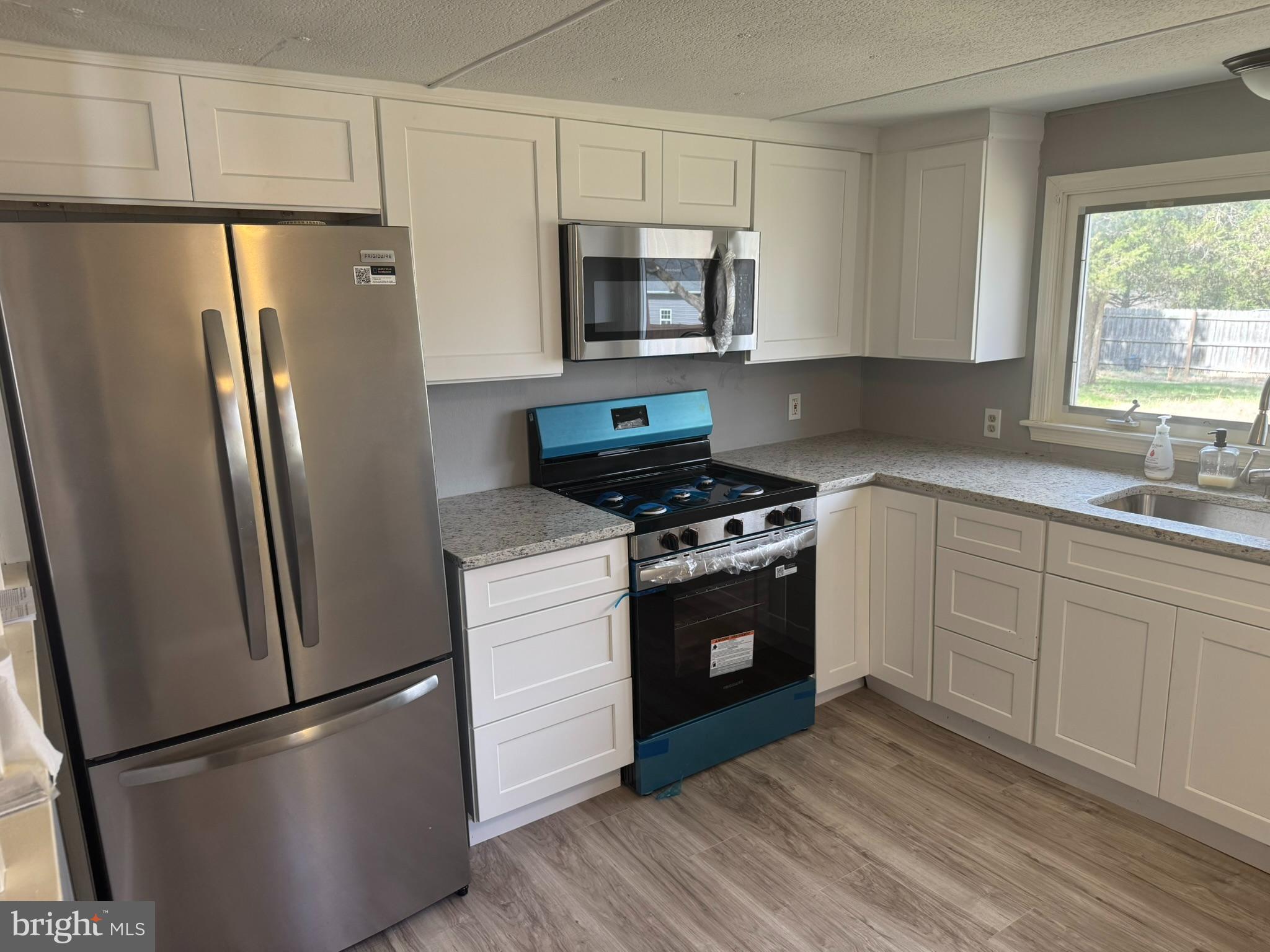 OPEQUON VIEW - Residential