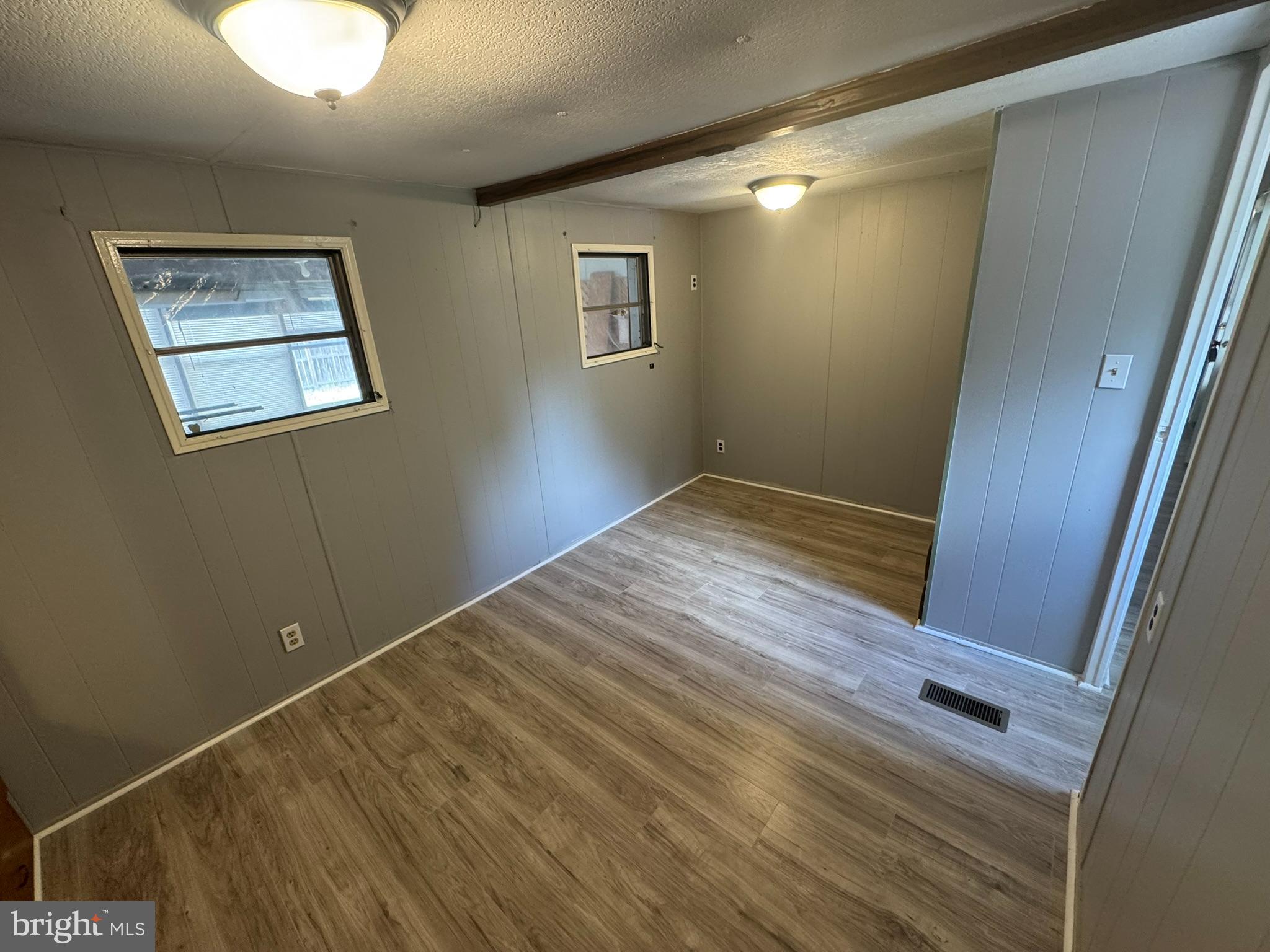 OPEQUON VIEW - Residential