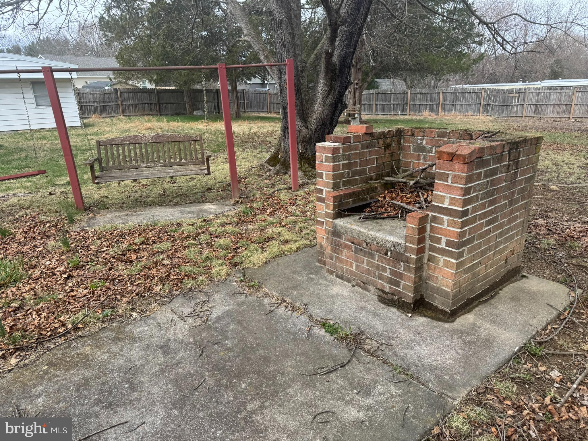 OPEQUON VIEW - Residential