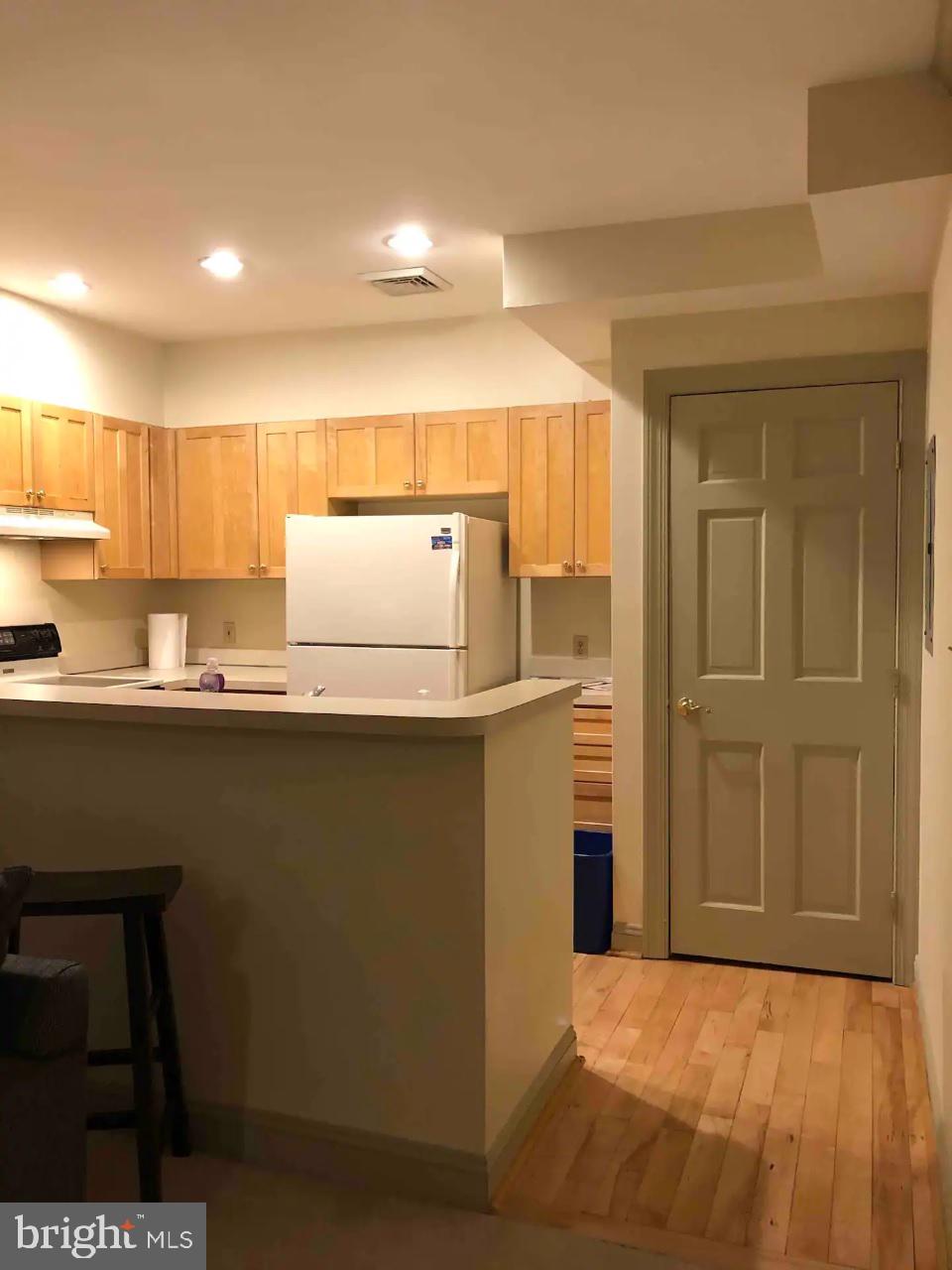 OLD NEW CASTLE - Residential Lease