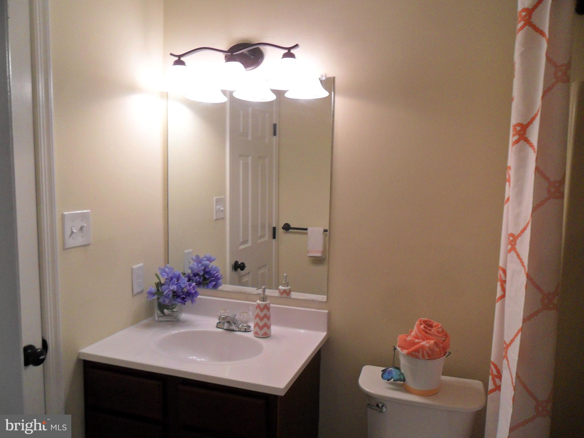 OLD NEW CASTLE - Residential Lease