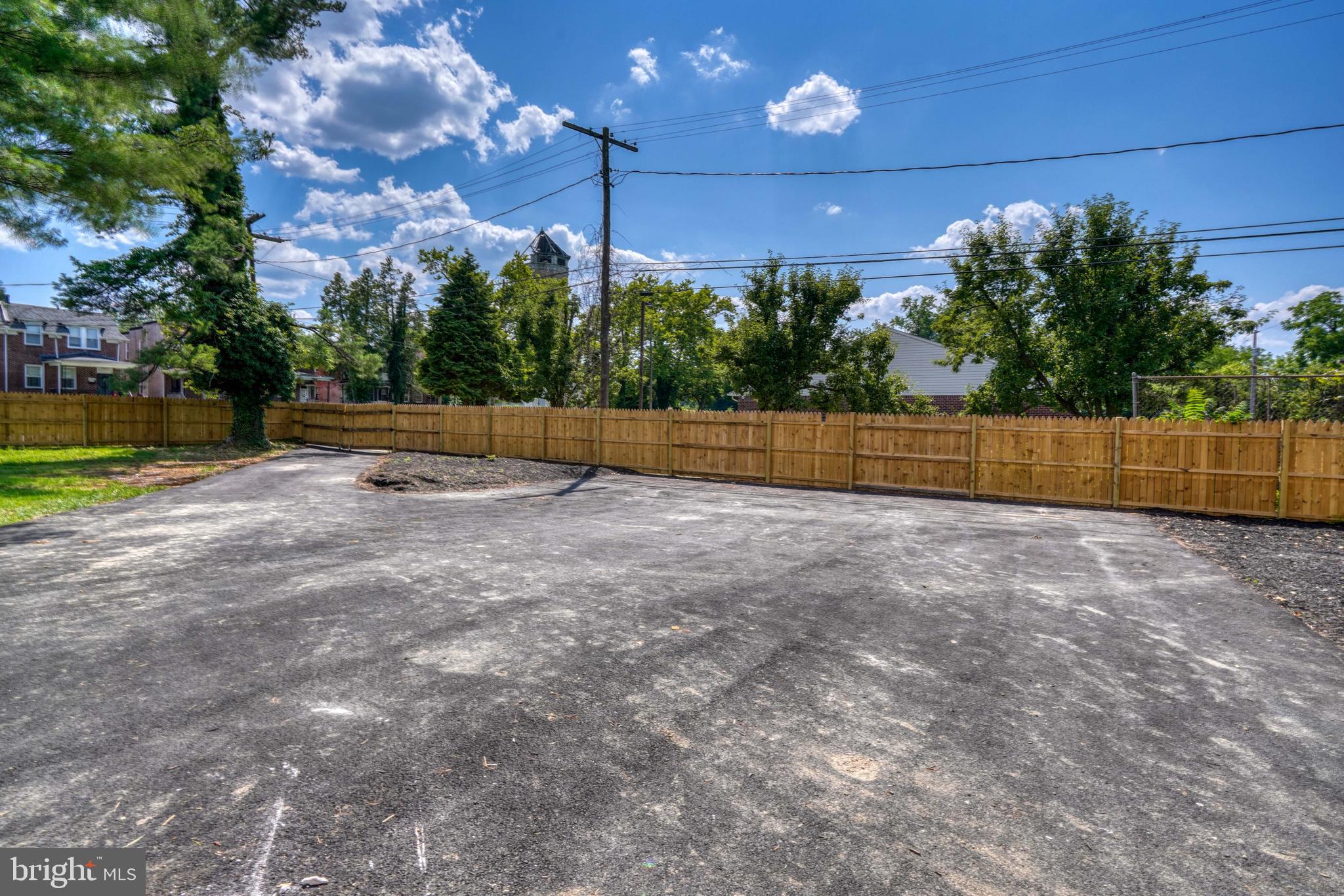 WEST ARLINGTON - Residential