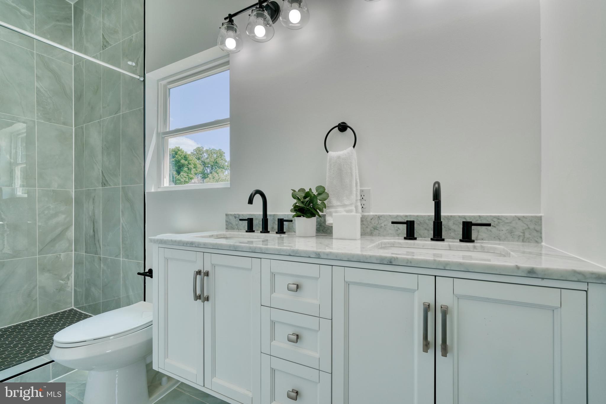 WEST ARLINGTON - Residential