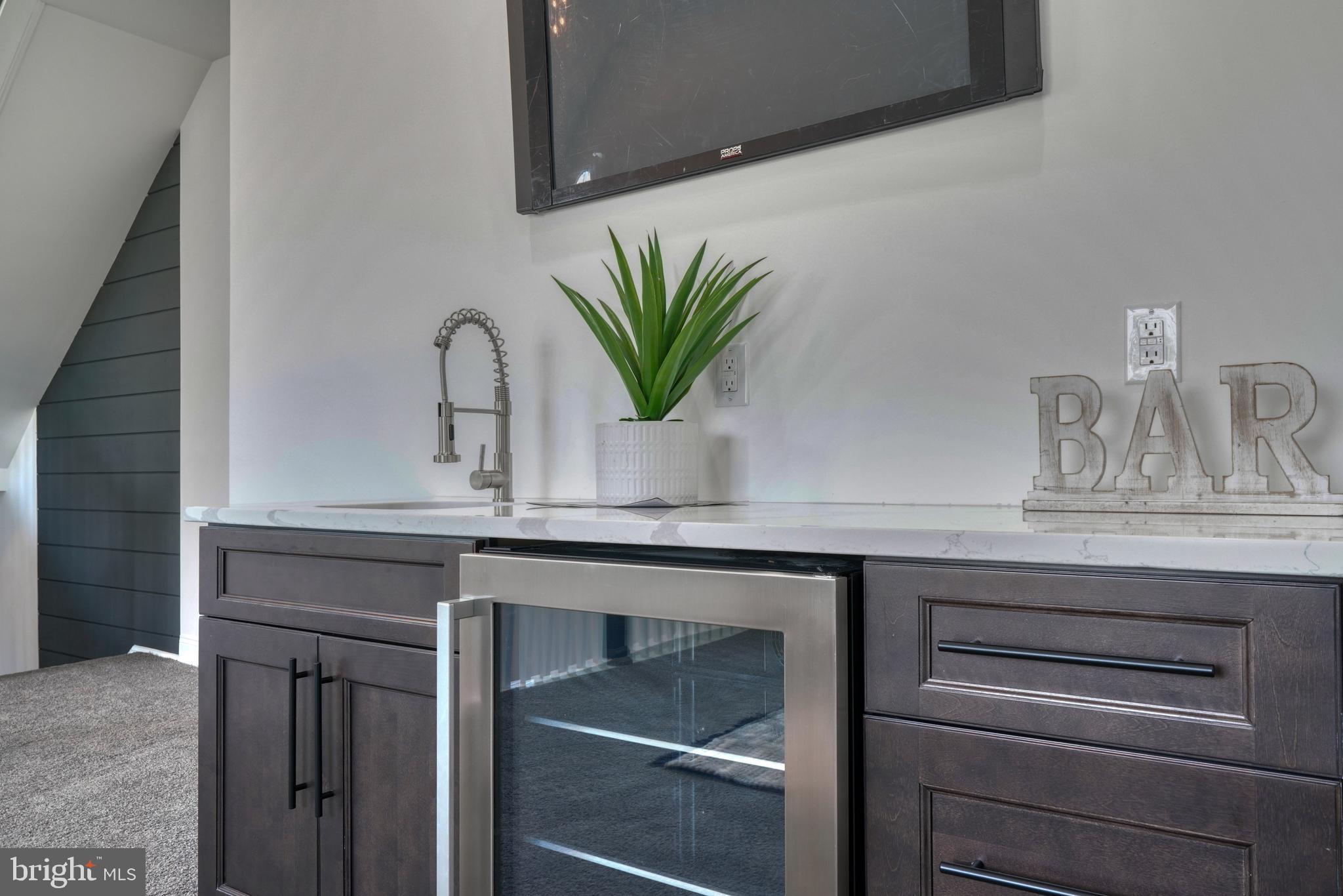 WEST ARLINGTON - Residential