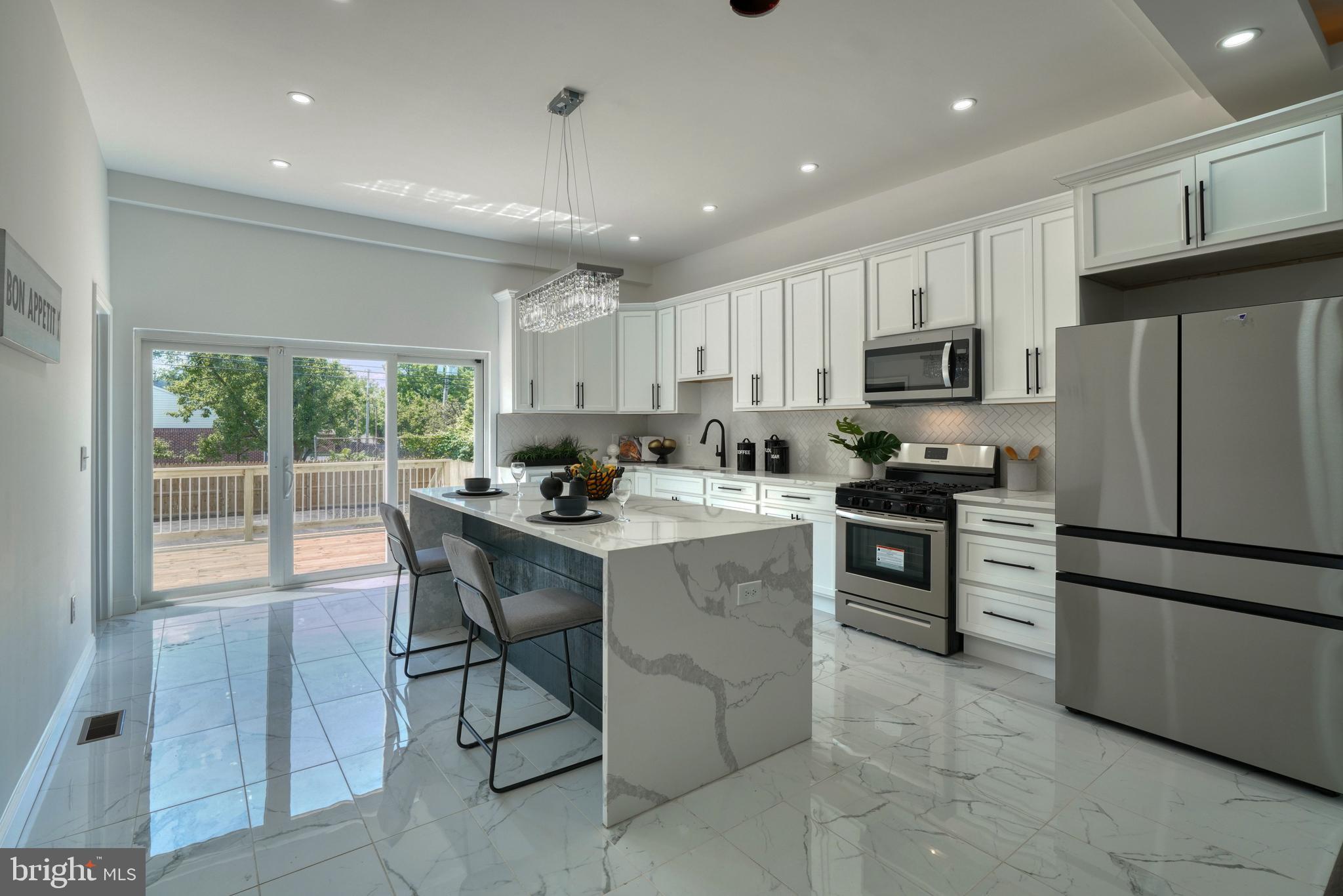 WEST ARLINGTON - Residential