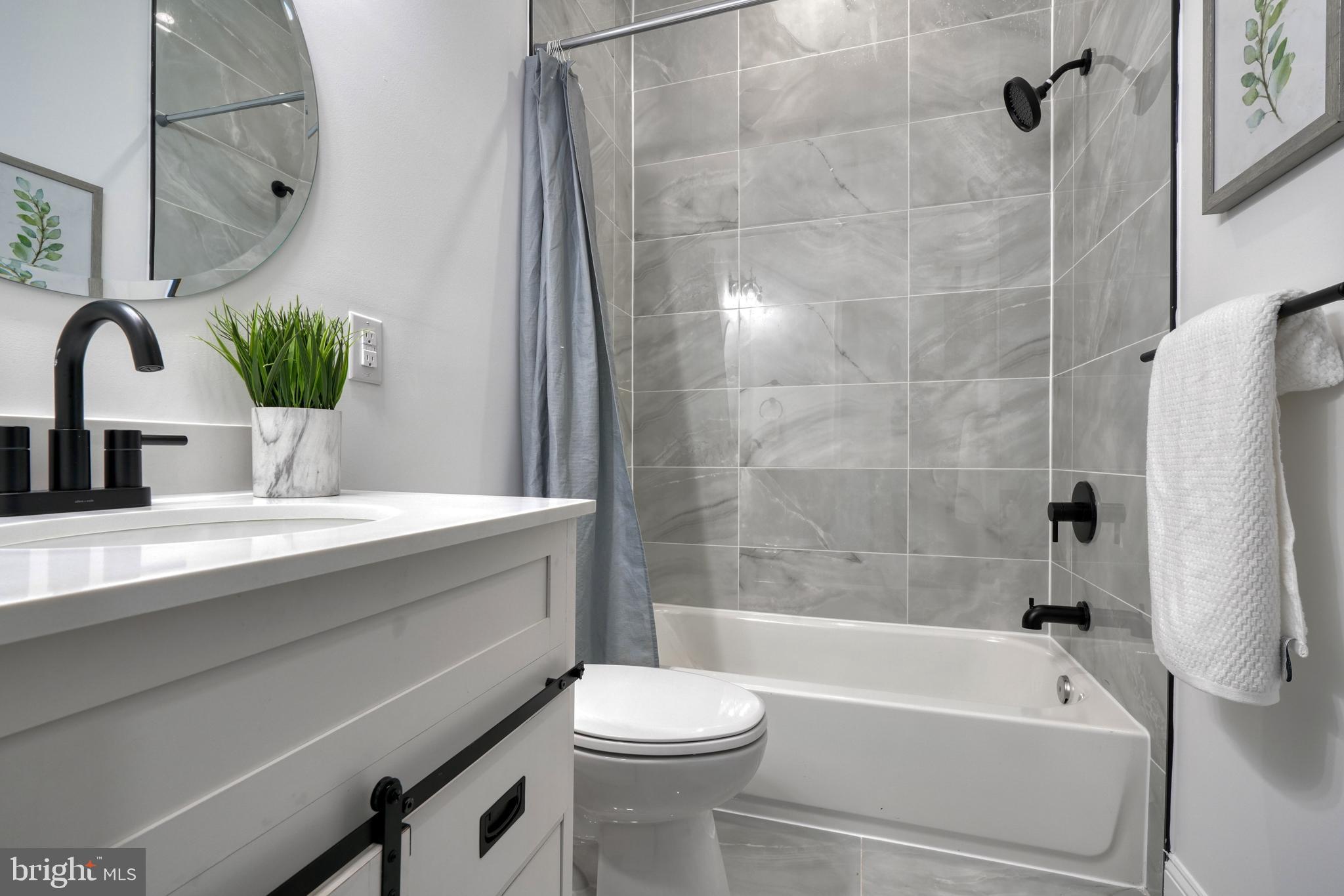 WEST ARLINGTON - Residential