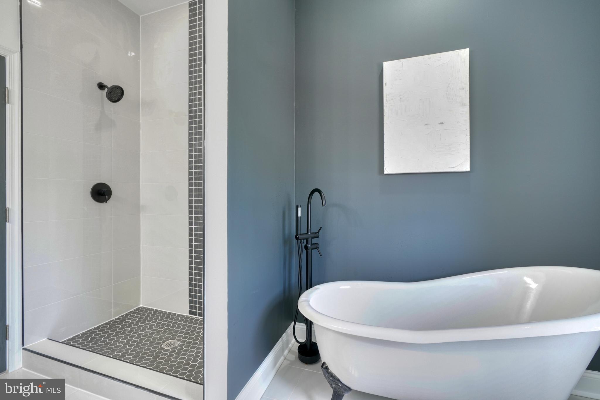 WEST ARLINGTON - Residential