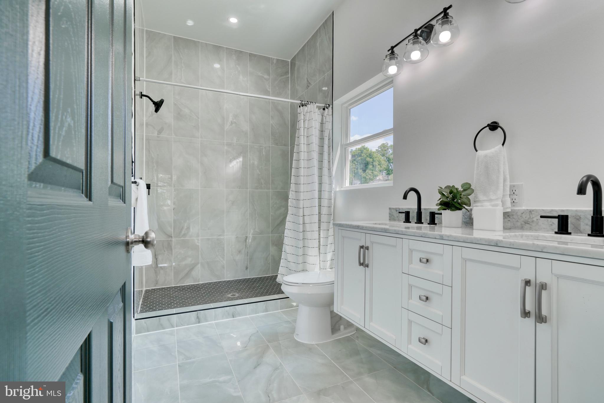 WEST ARLINGTON - Residential