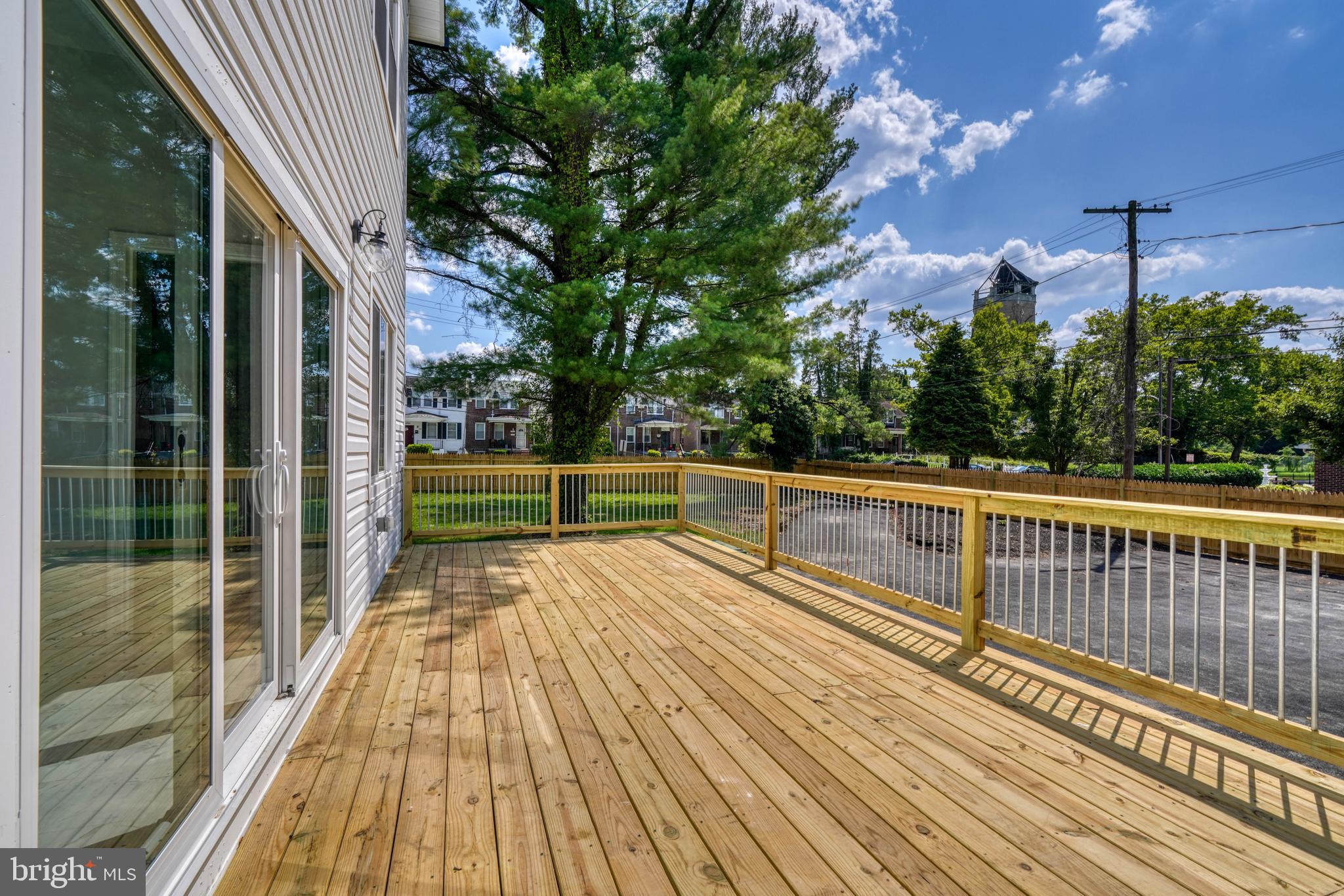 WEST ARLINGTON - Residential