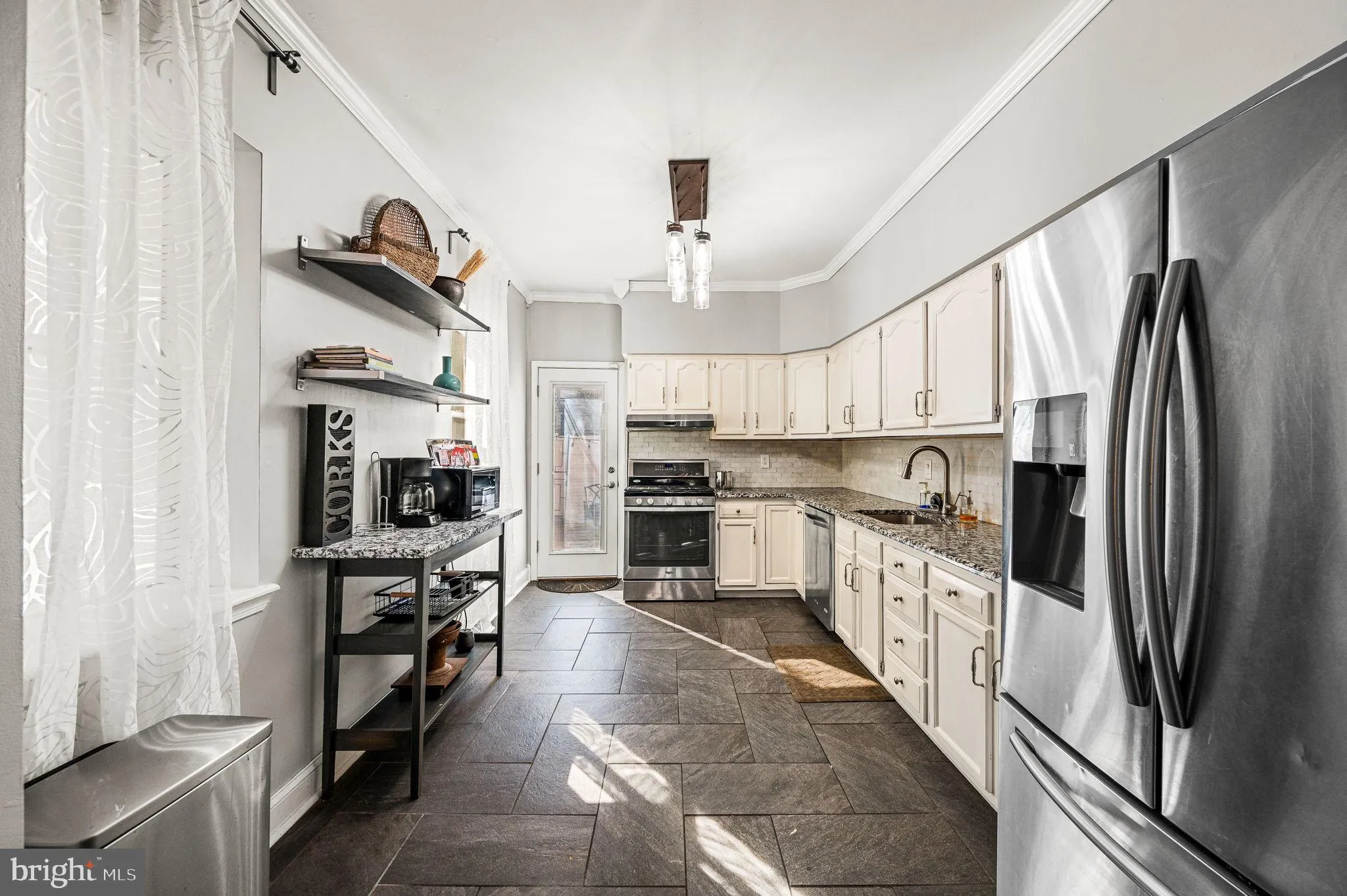 Philadelphia, Pennsylvania 19104, United States, 3 Bedrooms Bedrooms, ,2 BathroomsBathrooms,Residential,Active,127770
