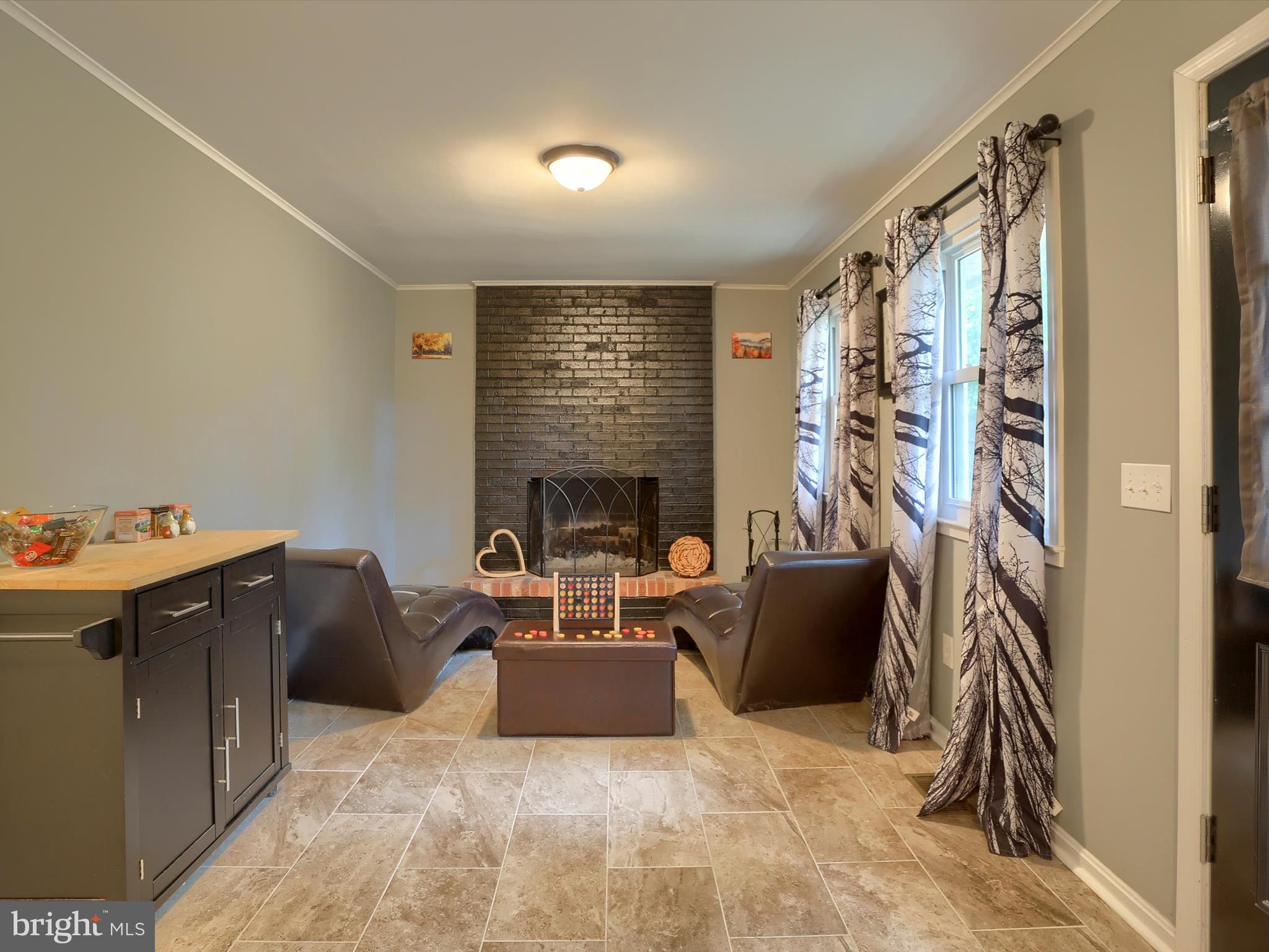 CAROL ACRES - Residential