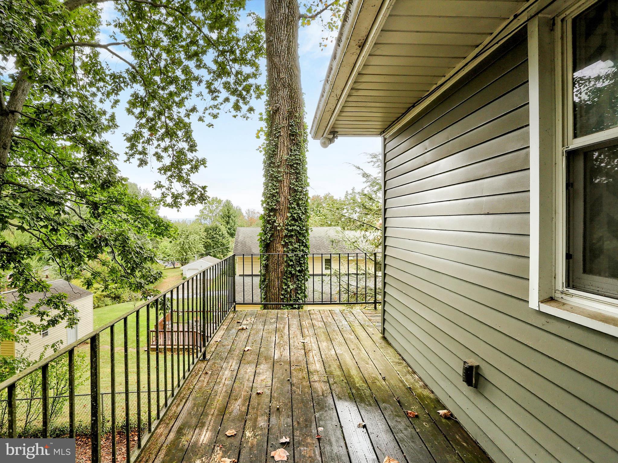 CAROL ACRES - Residential