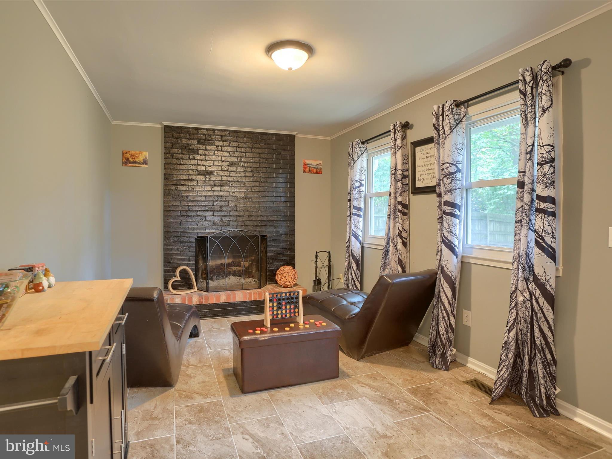 CAROL ACRES - Residential