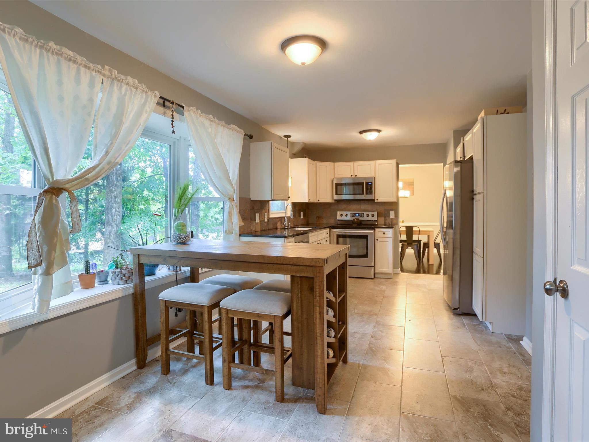 CAROL ACRES - Residential