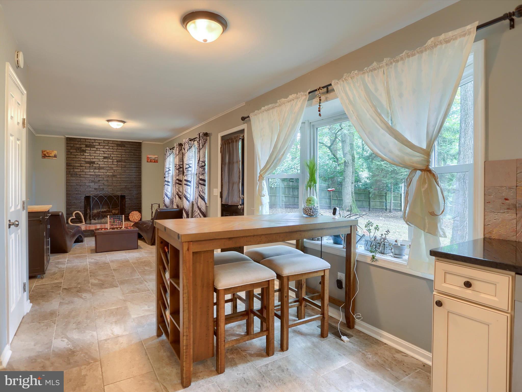 CAROL ACRES - Residential