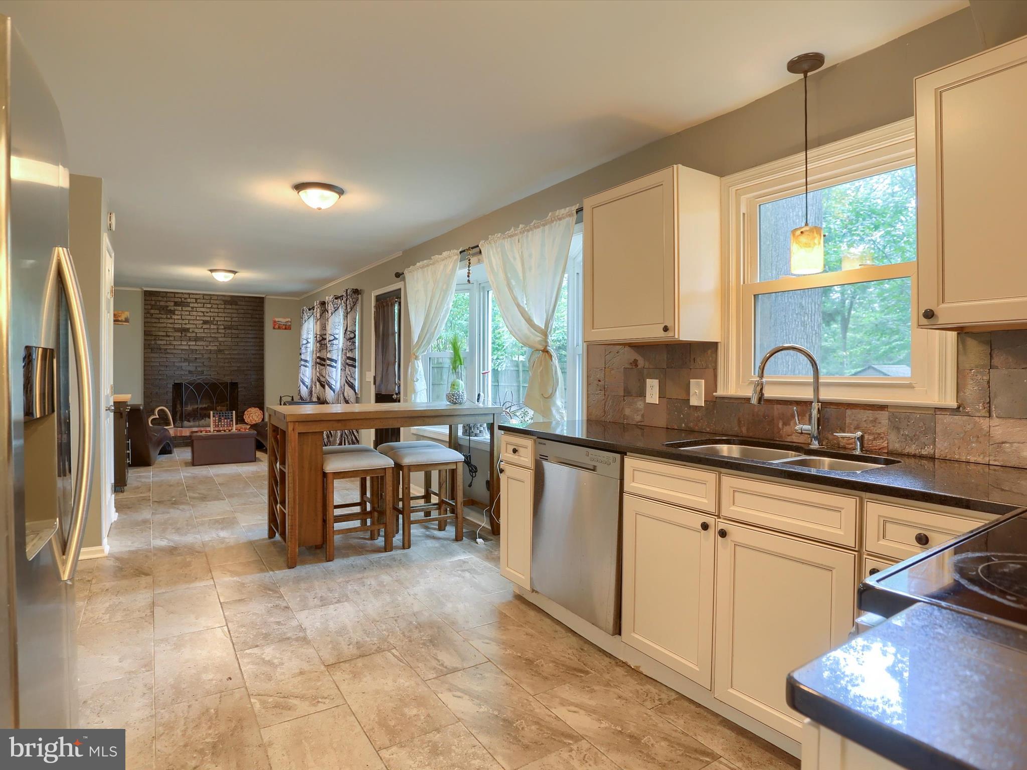 CAROL ACRES - Residential