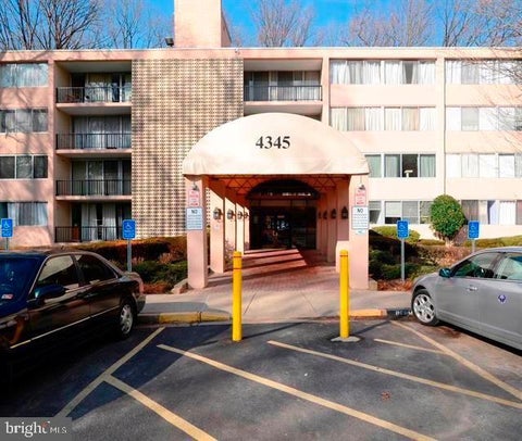 Condo For Rent - 4345 Ivymount Court #42<br/> ANNANDALE, VA 22003