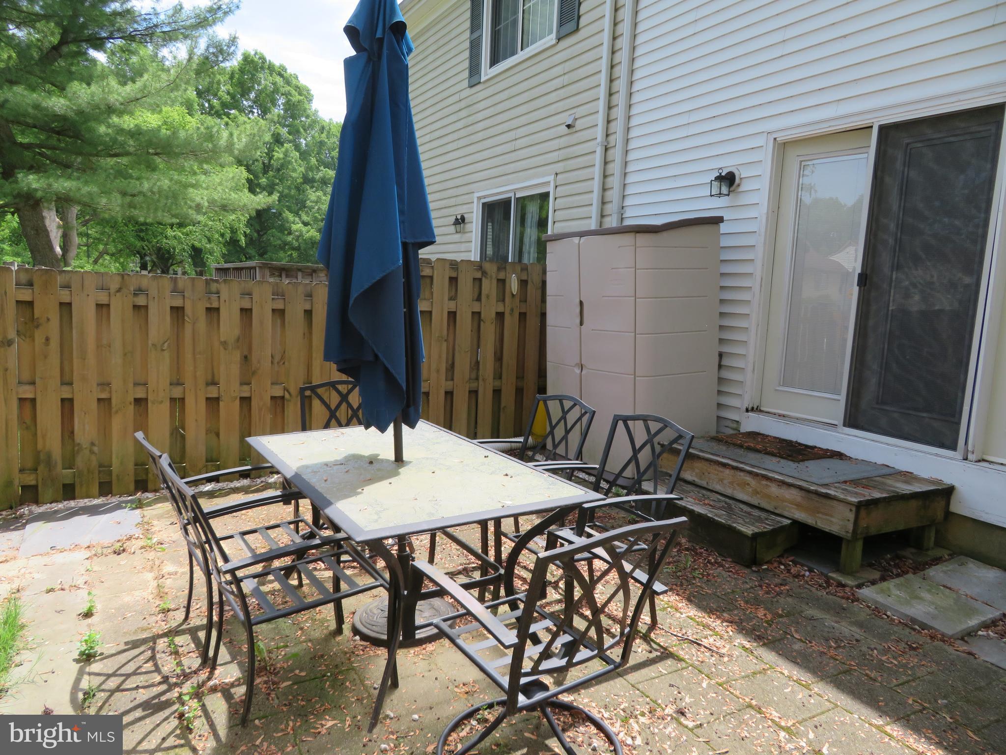 CROFTON SQUARE - Residential Lease