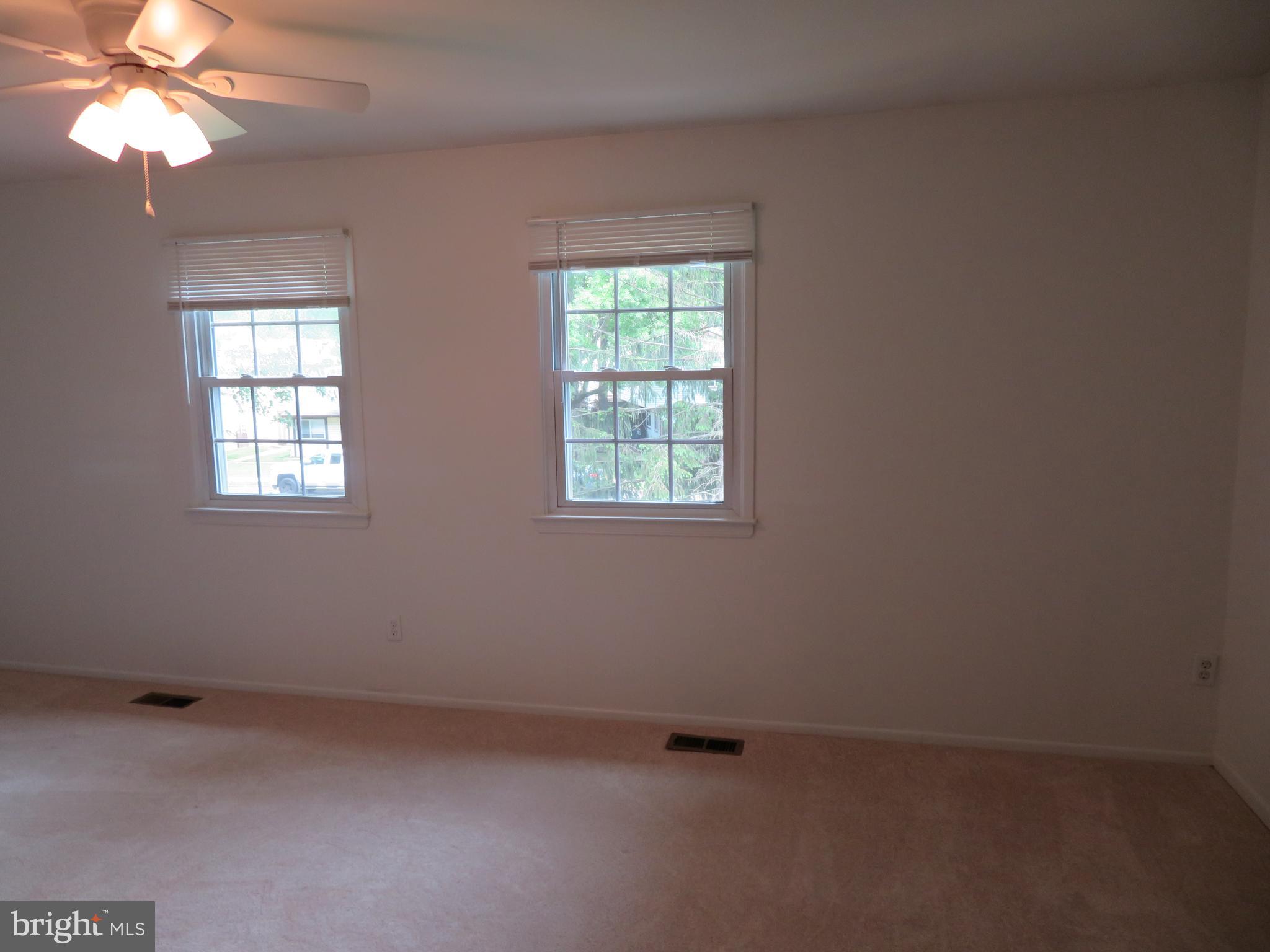 CROFTON SQUARE - Residential Lease