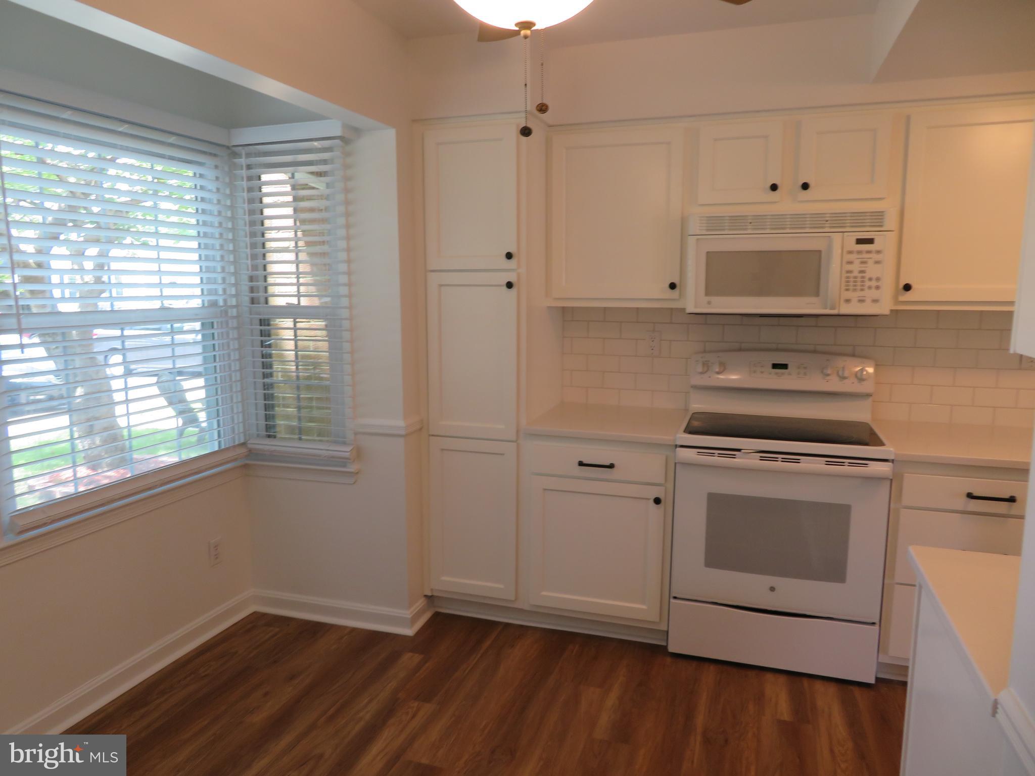 CROFTON SQUARE - Residential Lease