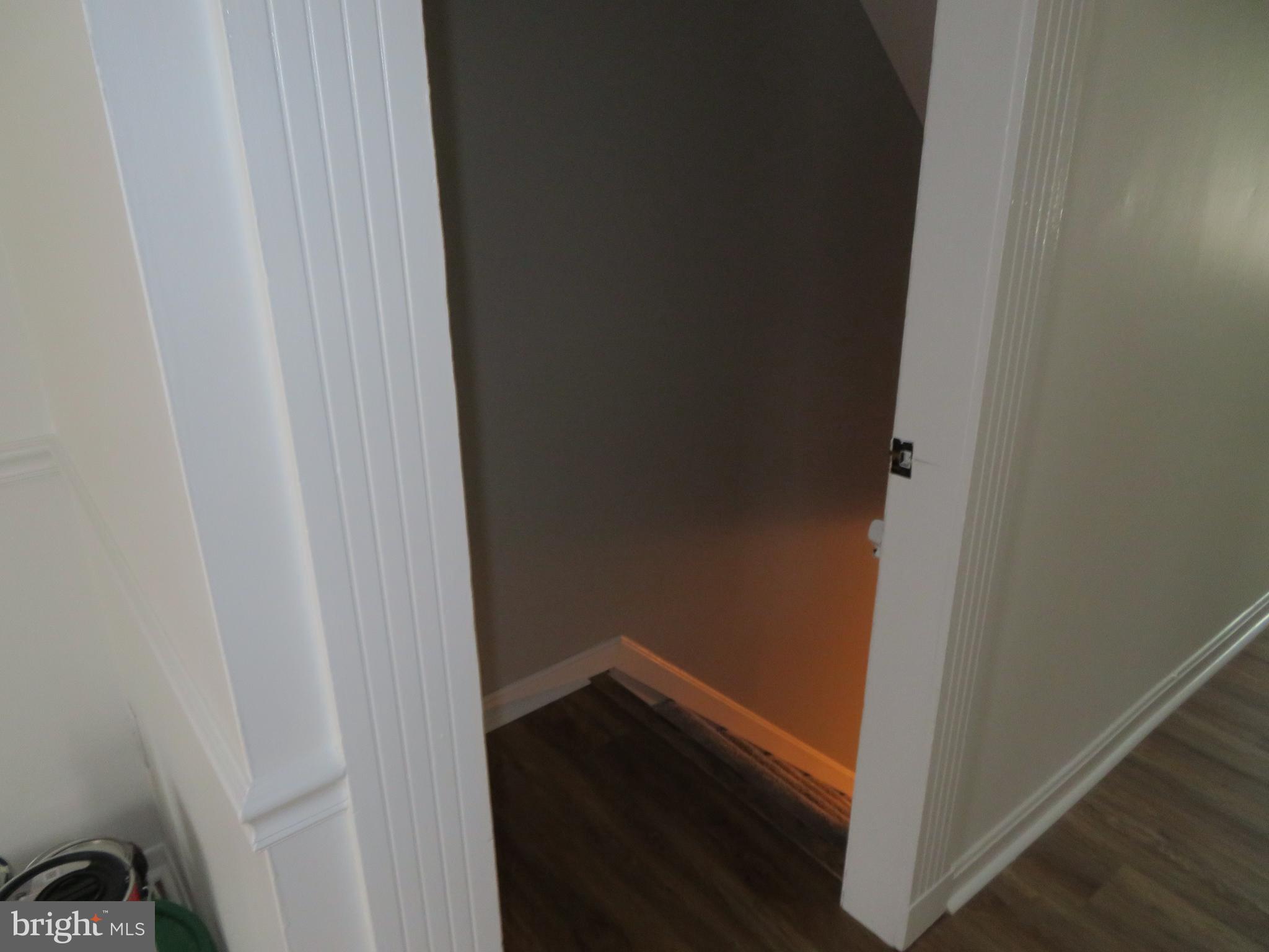 CROFTON SQUARE - Residential Lease