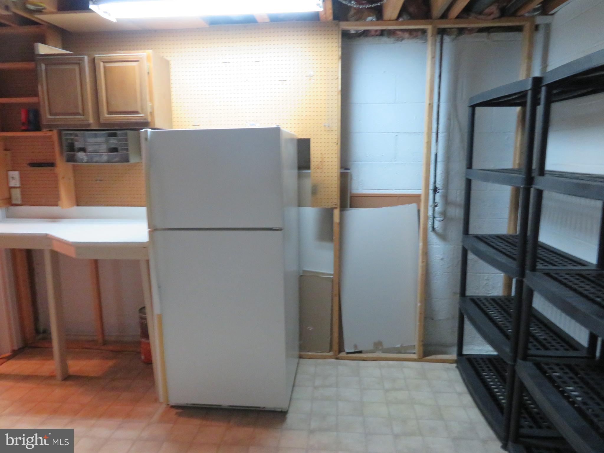 CROFTON SQUARE - Residential Lease