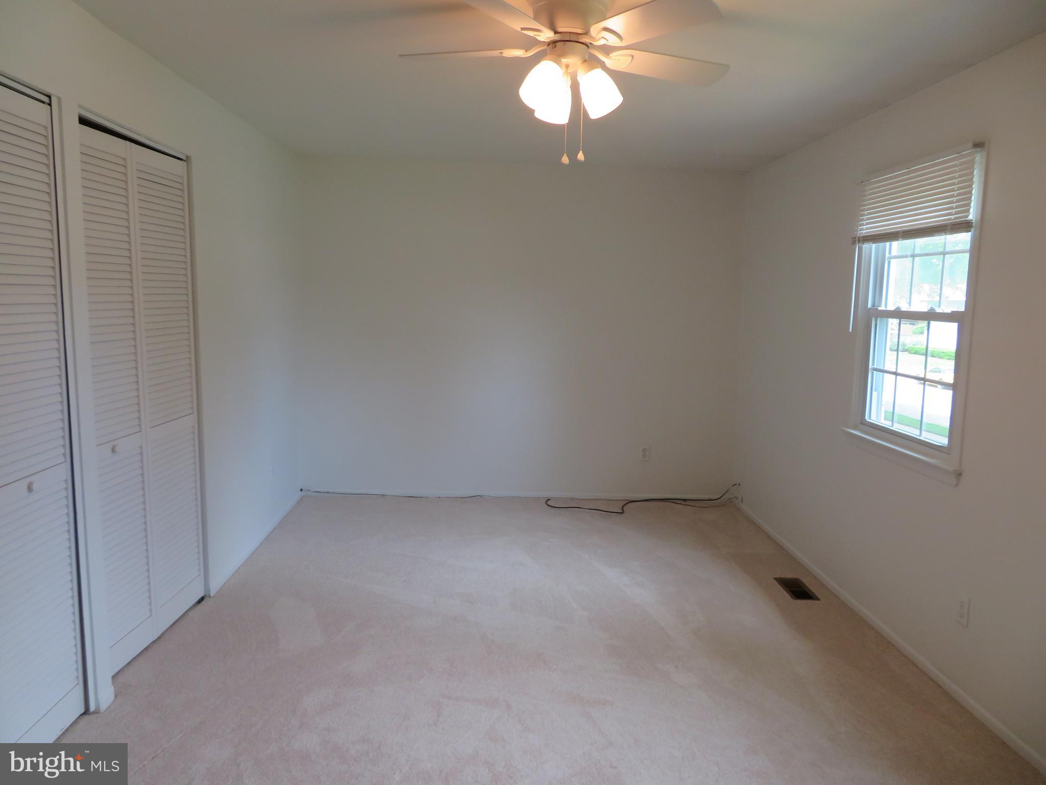 CROFTON SQUARE - Residential Lease