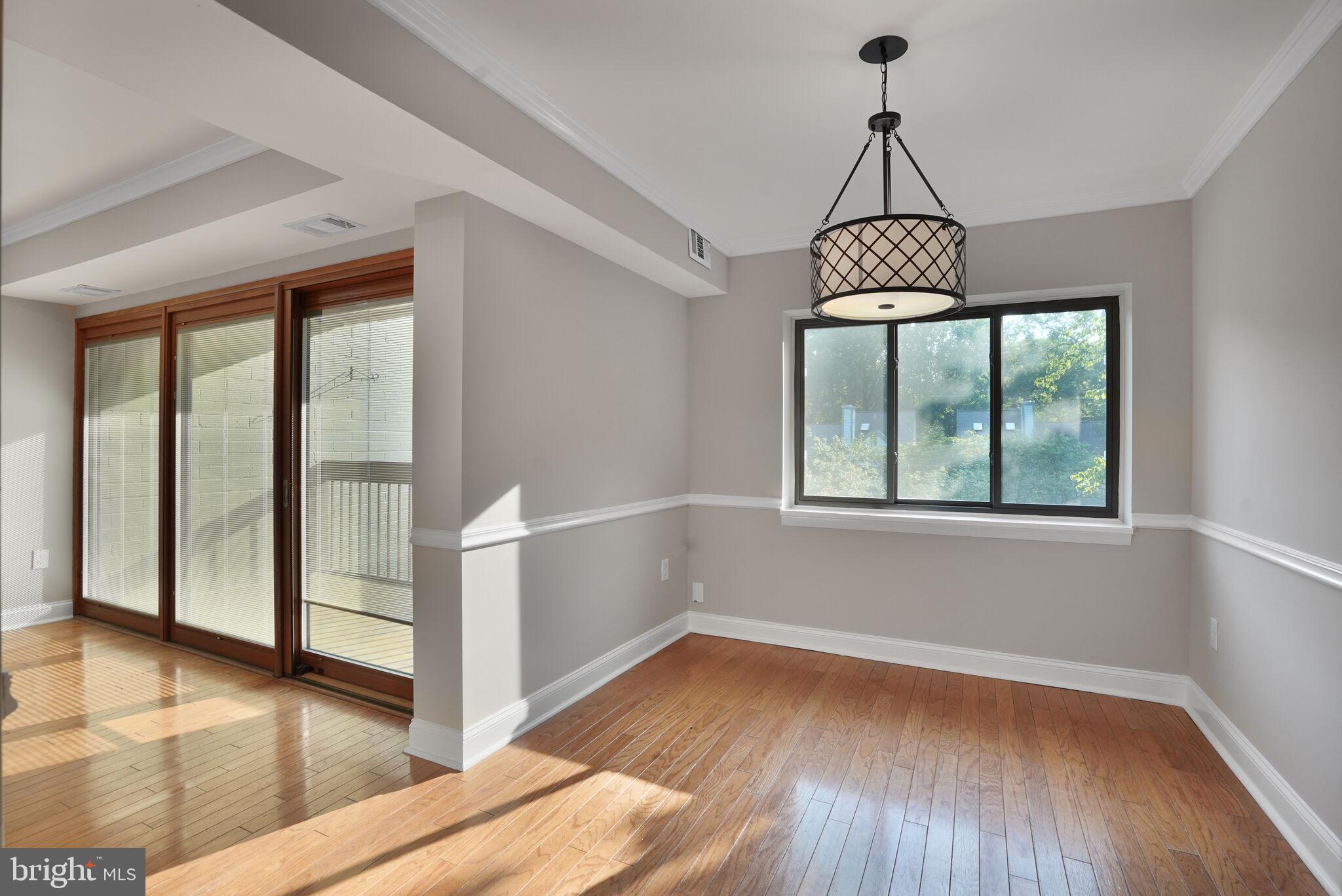 2216 SPRINGWOOD DRIVE 202