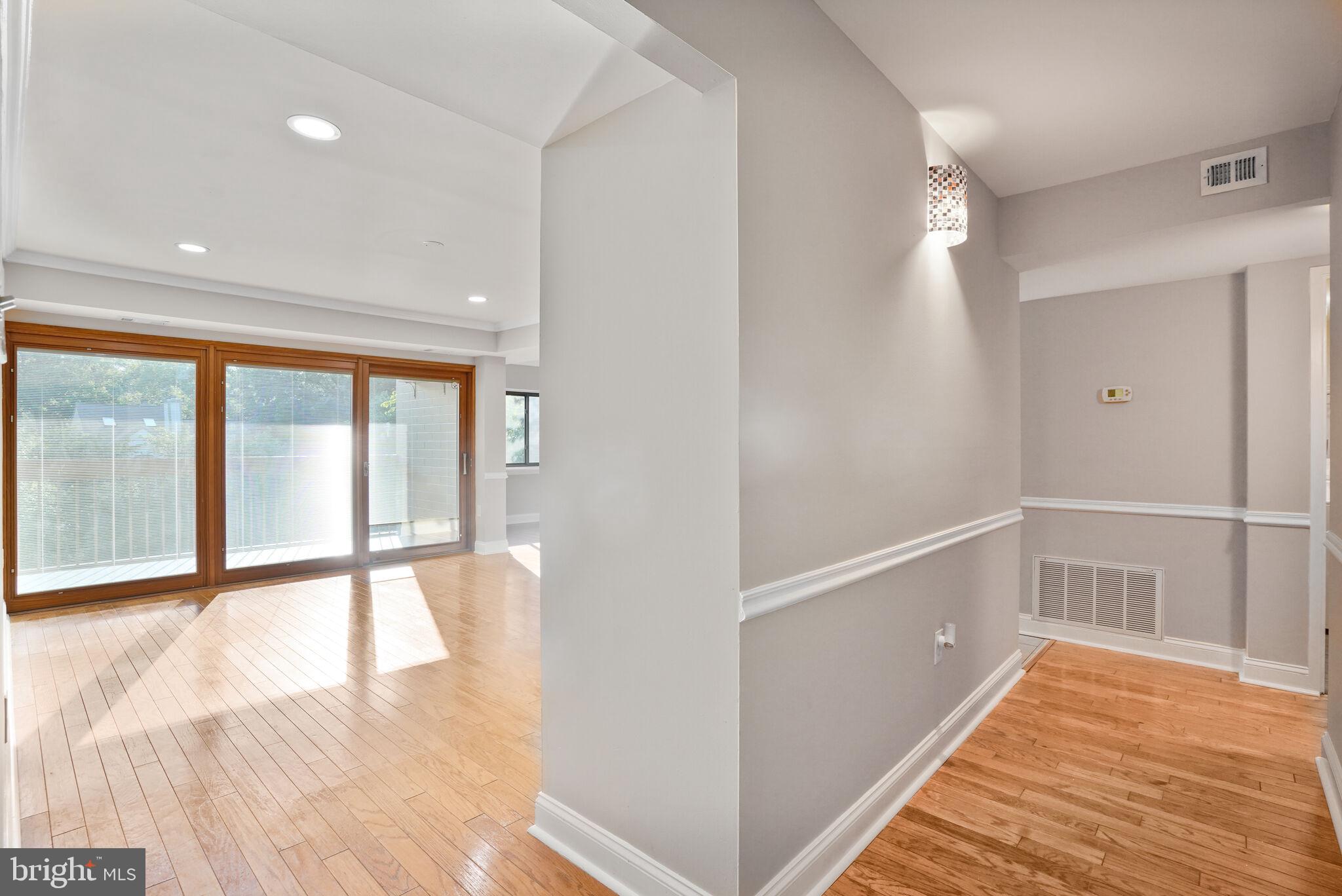 2216 SPRINGWOOD DRIVE 202