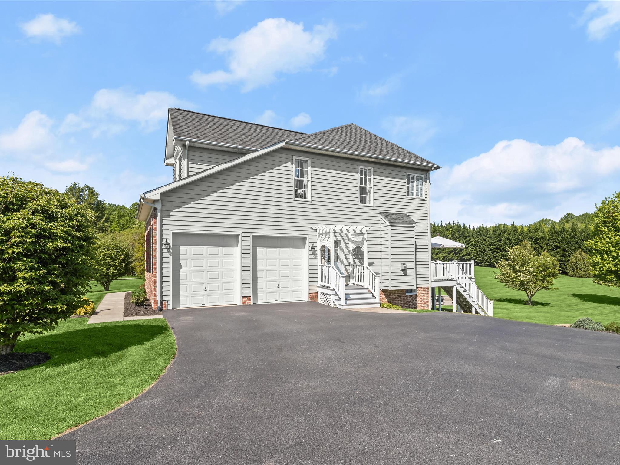 MORNING BROOK FARM - Residential