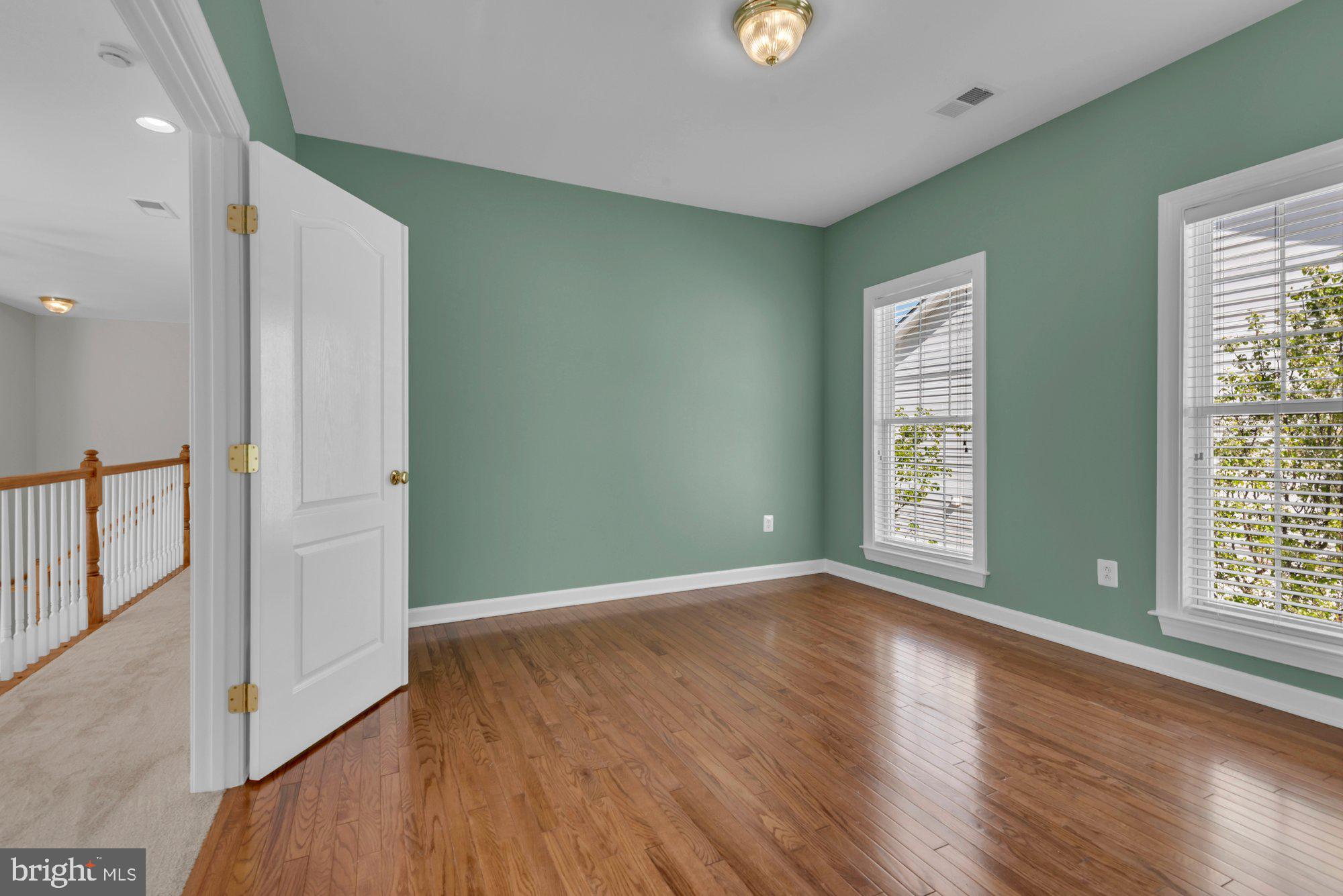 SOUTHDOWN SHORES - Residential