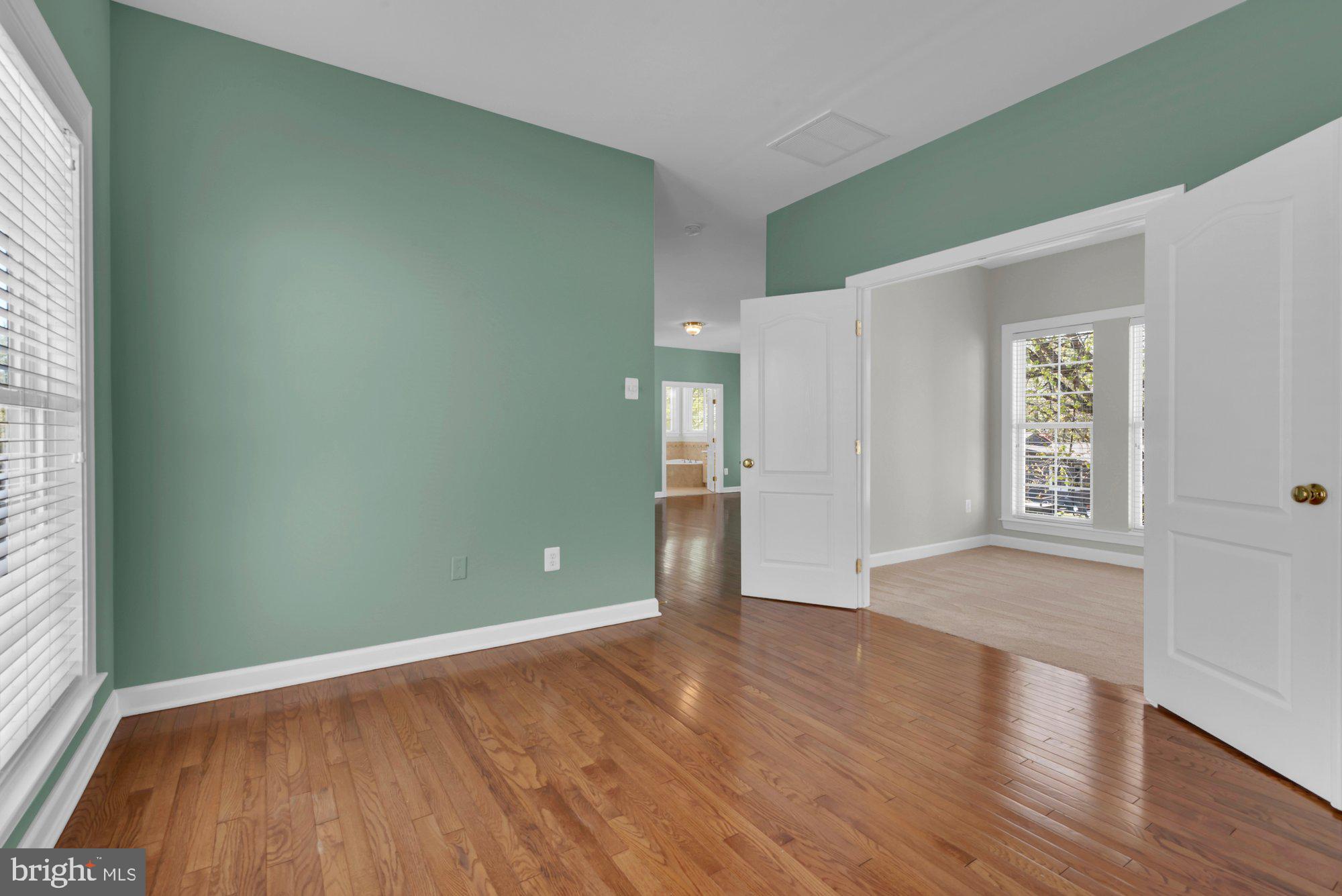 SOUTHDOWN SHORES - Residential