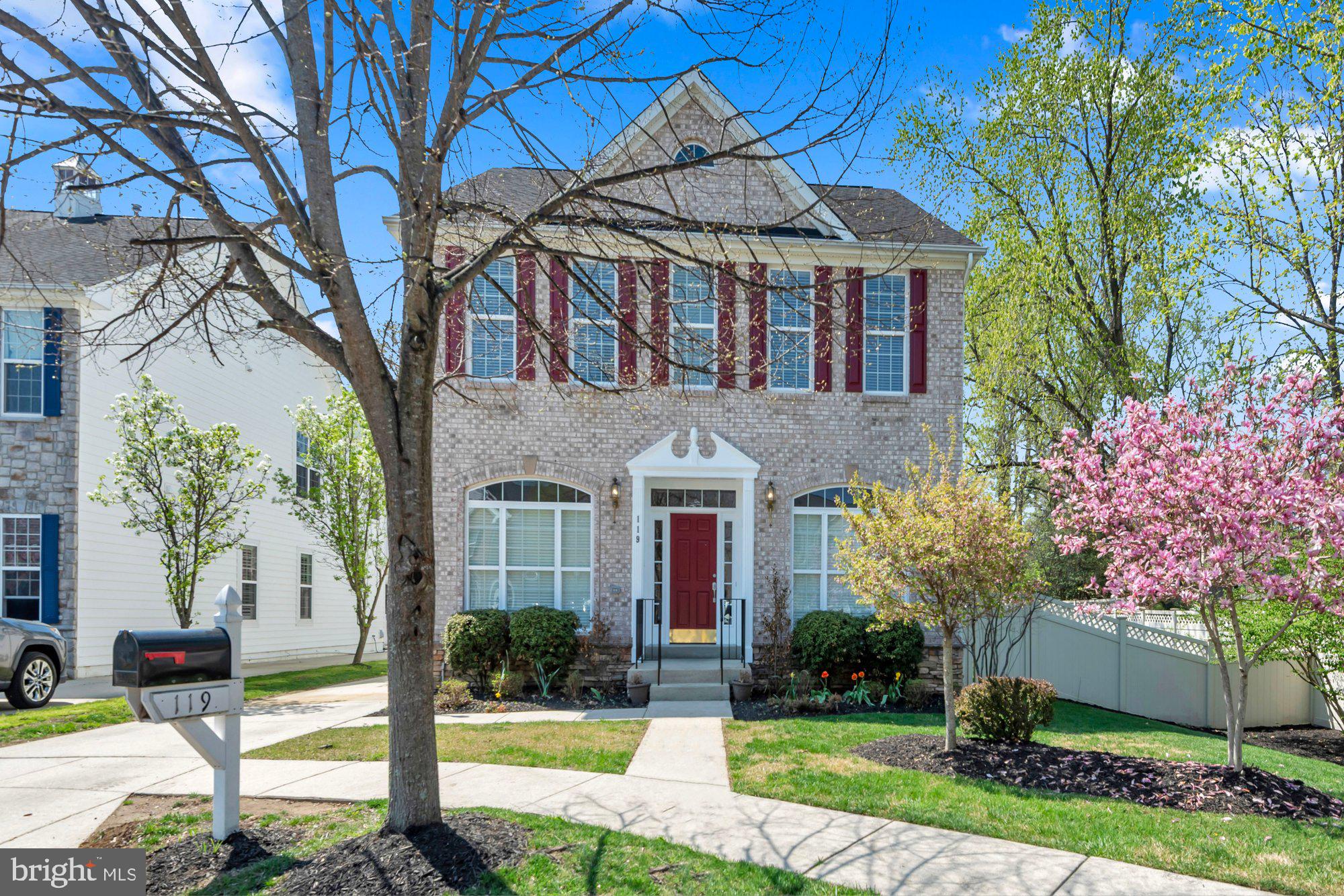 SOUTHDOWN SHORES - Residential