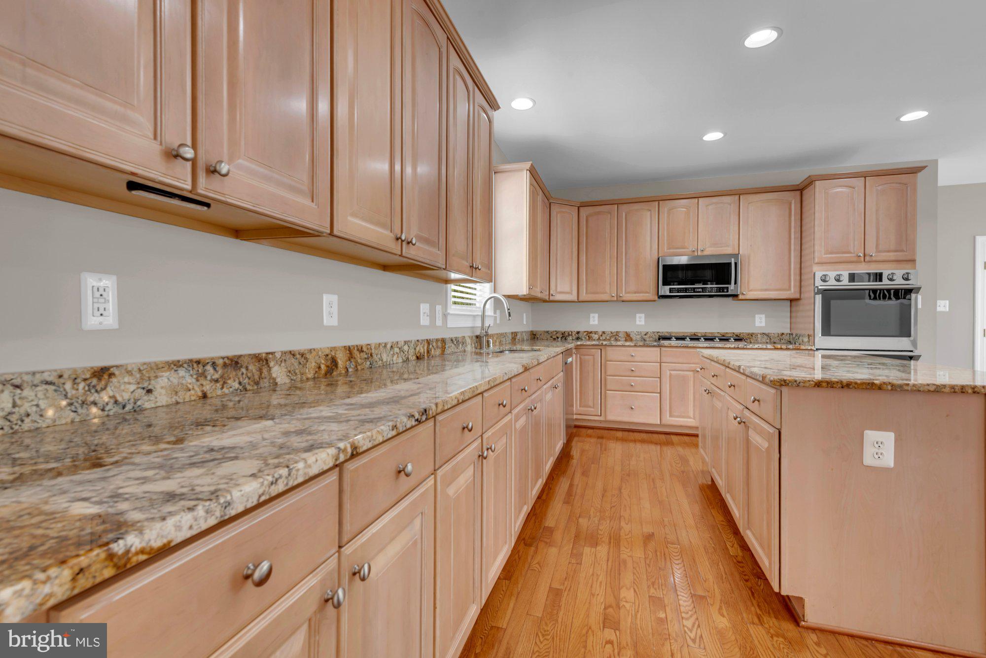 SOUTHDOWN SHORES - Residential