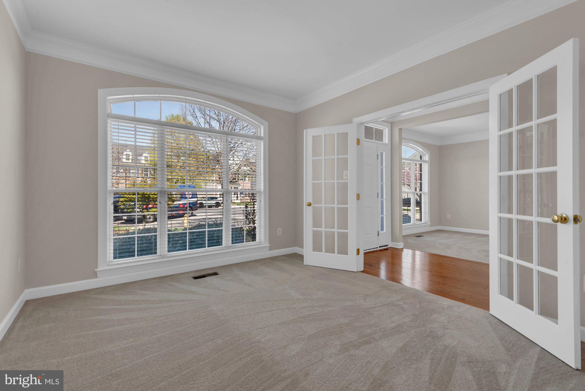 SOUTHDOWN SHORES - Residential