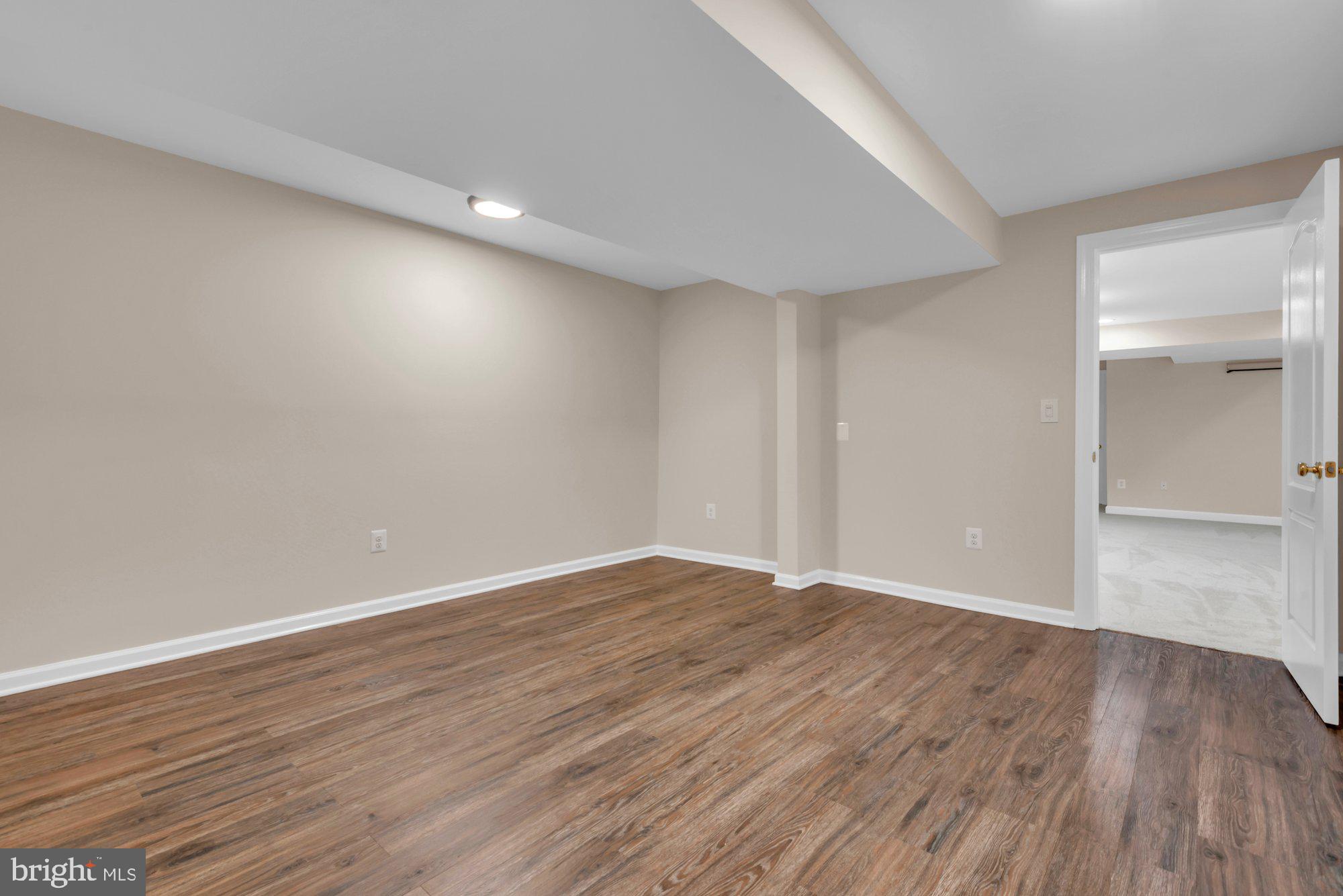 SOUTHDOWN SHORES - Residential