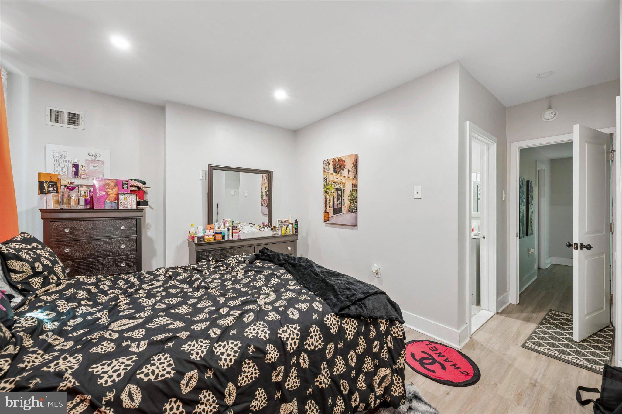 WEST PHILADELPHIA - Residential