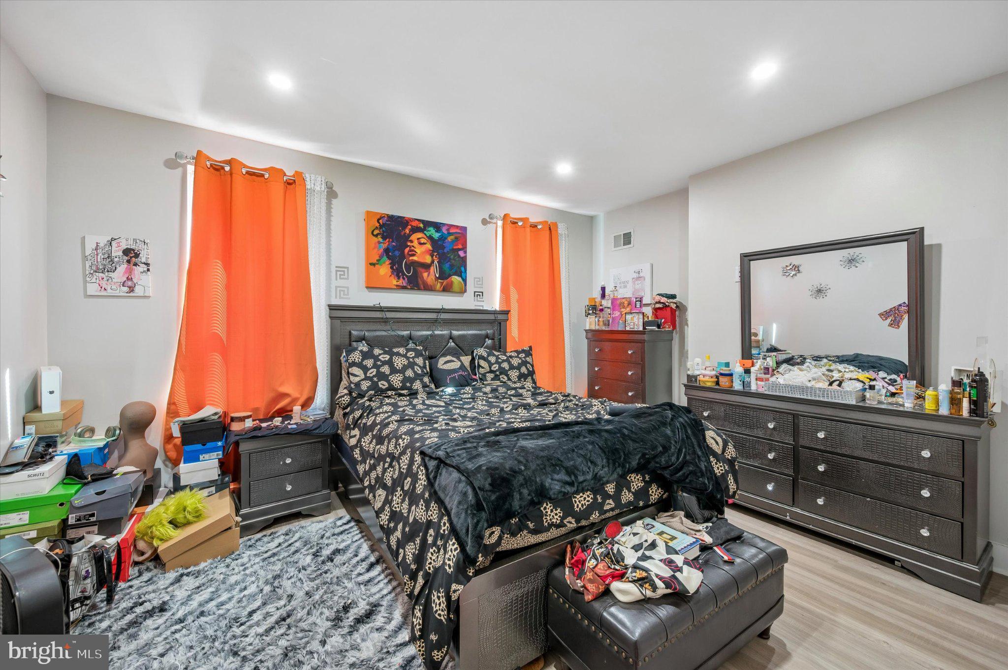 WEST PHILADELPHIA - Residential