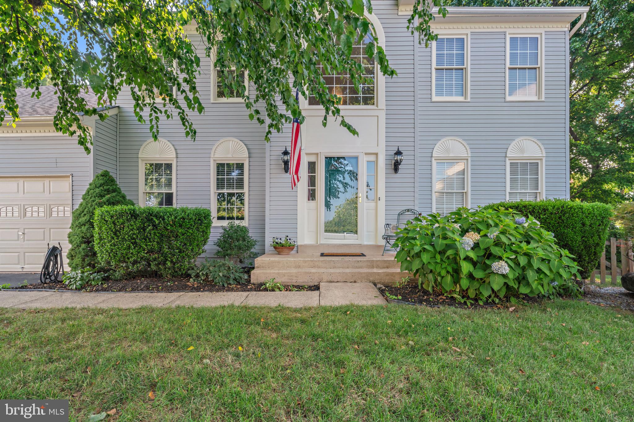 WELLINGTON/CLOVERHILL - Residential