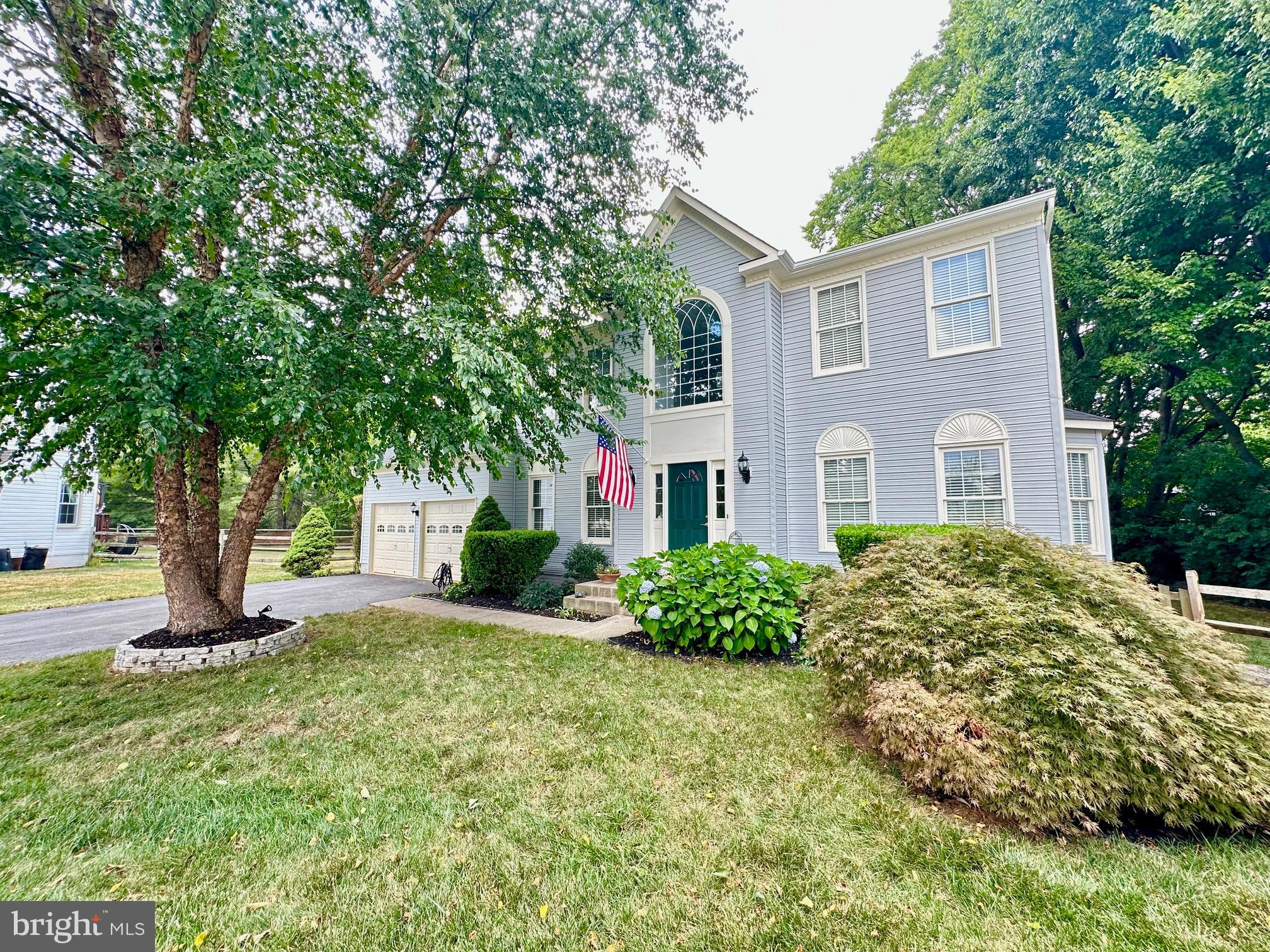 WELLINGTON/CLOVERHILL - Residential