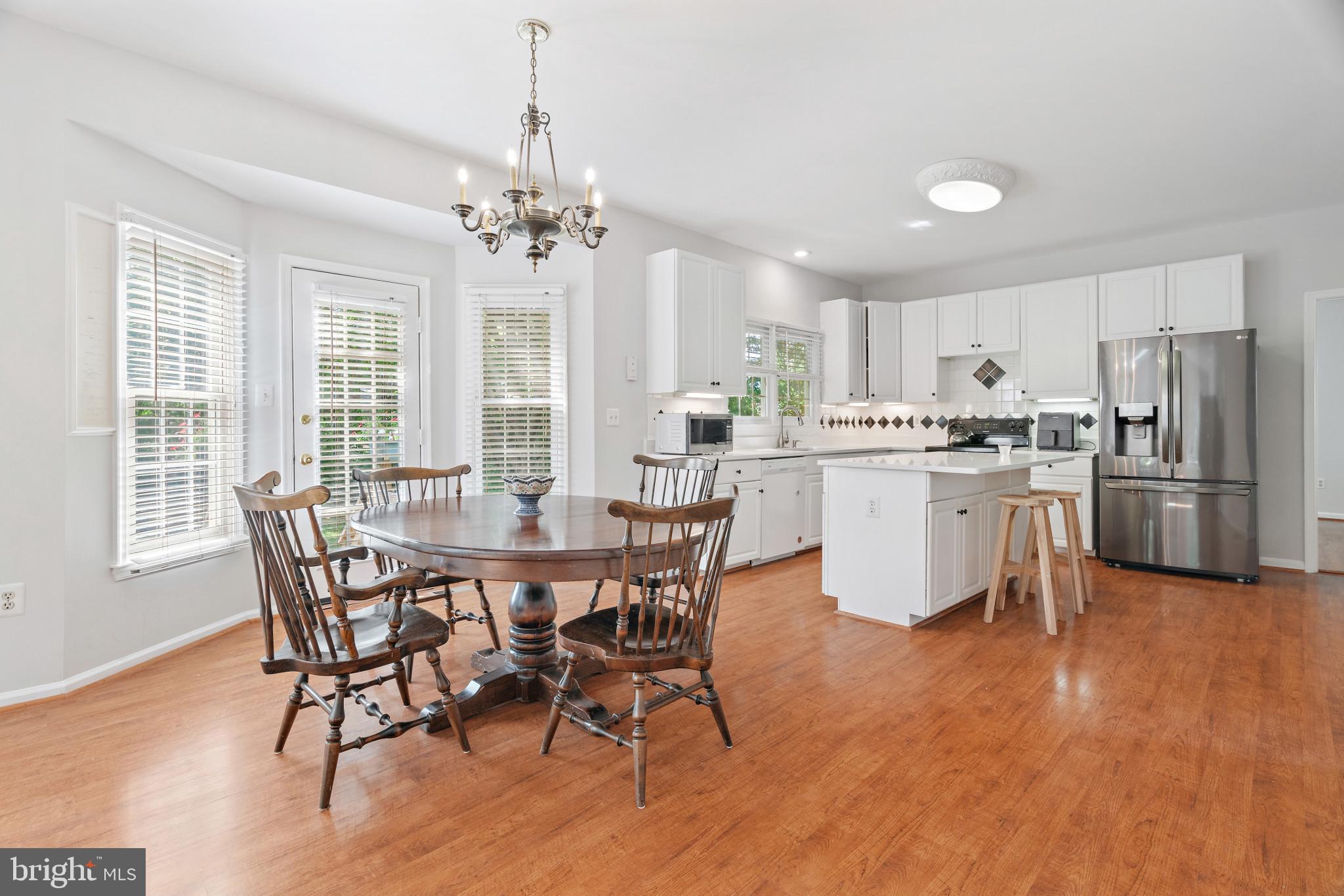 WELLINGTON/CLOVERHILL - Residential