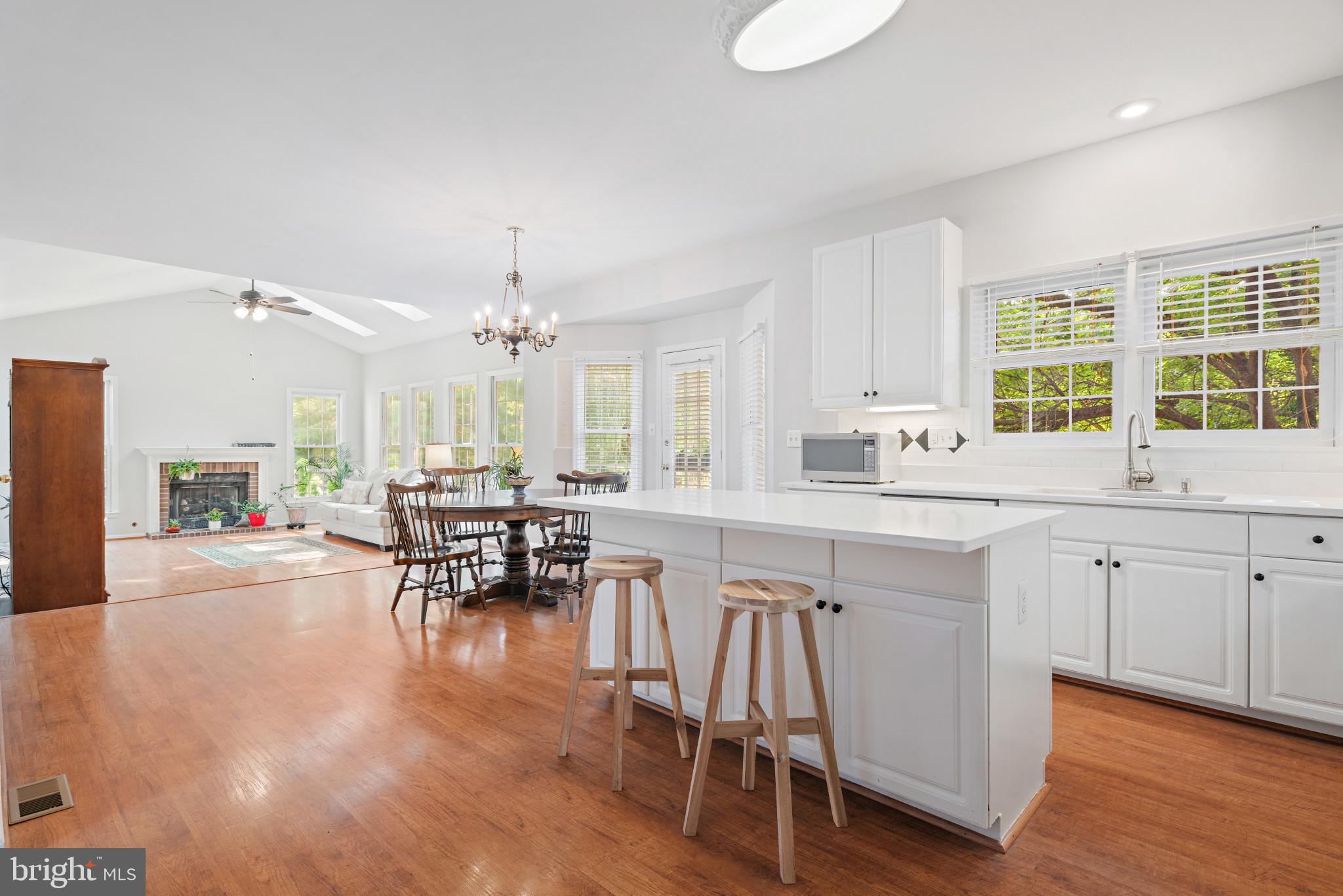 WELLINGTON/CLOVERHILL - Residential