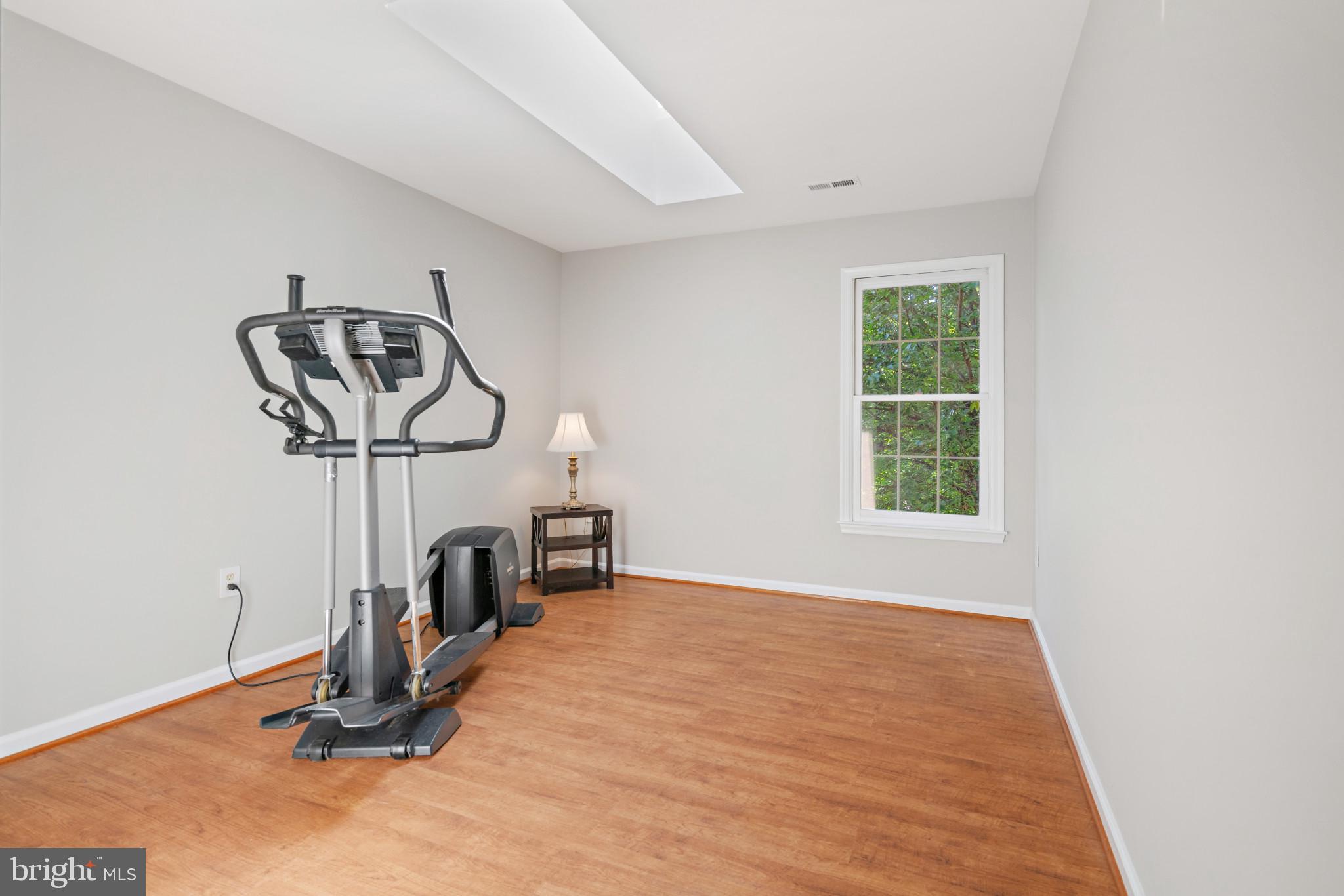 WELLINGTON/CLOVERHILL - Residential