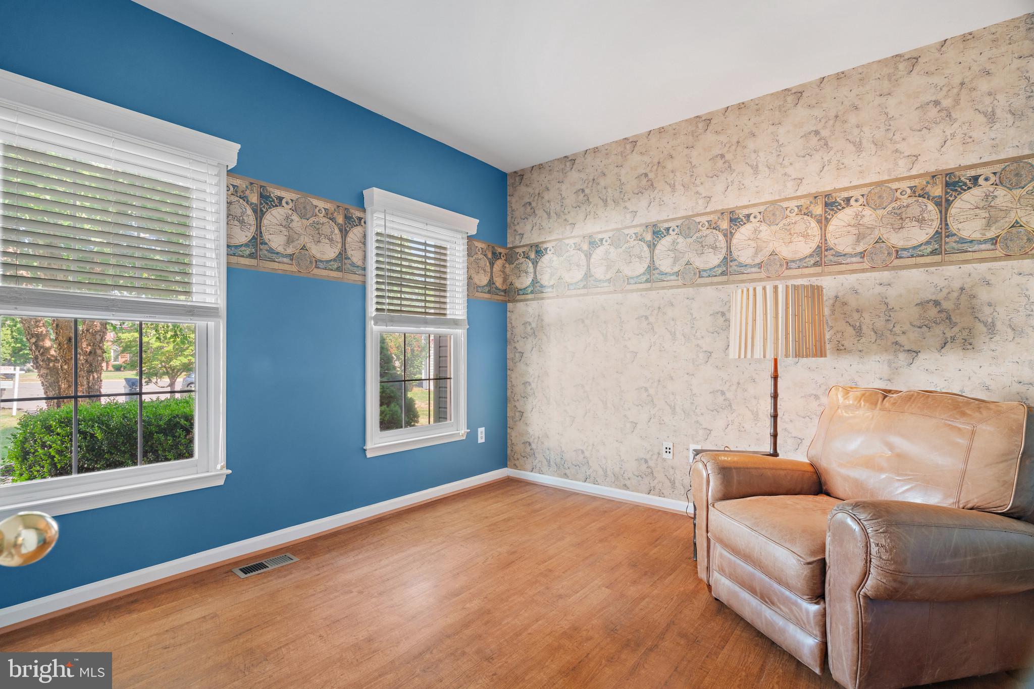 WELLINGTON/CLOVERHILL - Residential