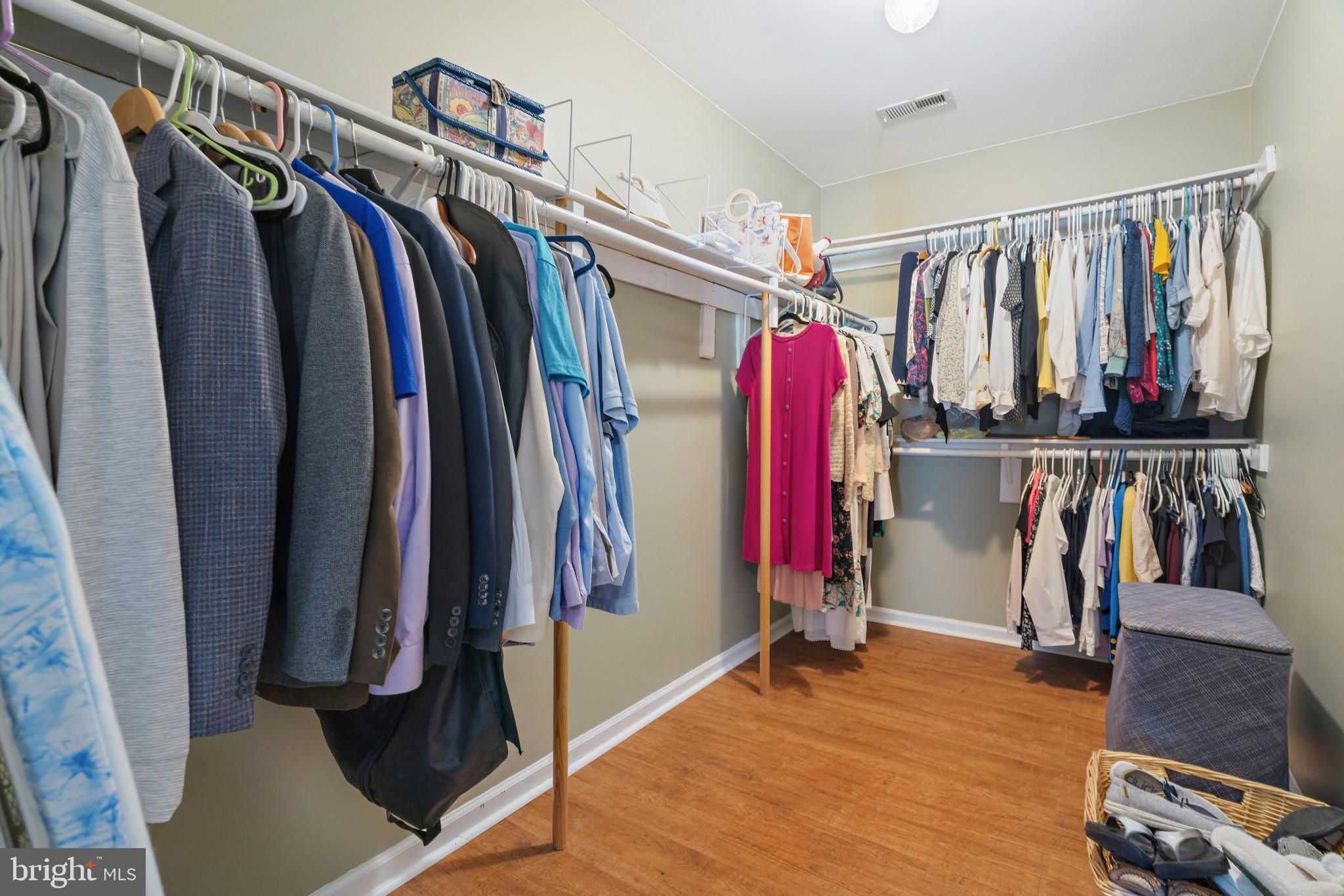 WELLINGTON/CLOVERHILL - Residential