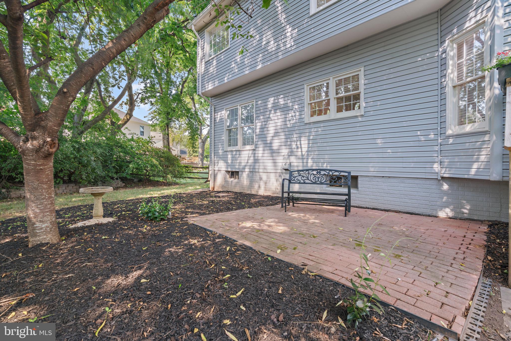 WELLINGTON/CLOVERHILL - Residential