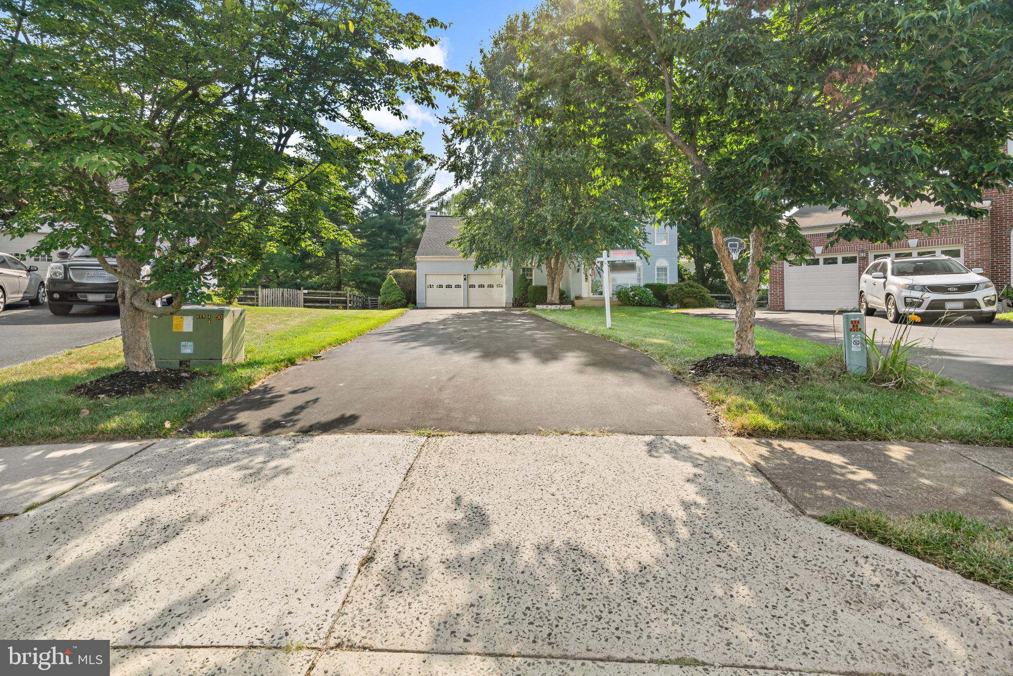 WELLINGTON/CLOVERHILL - Residential